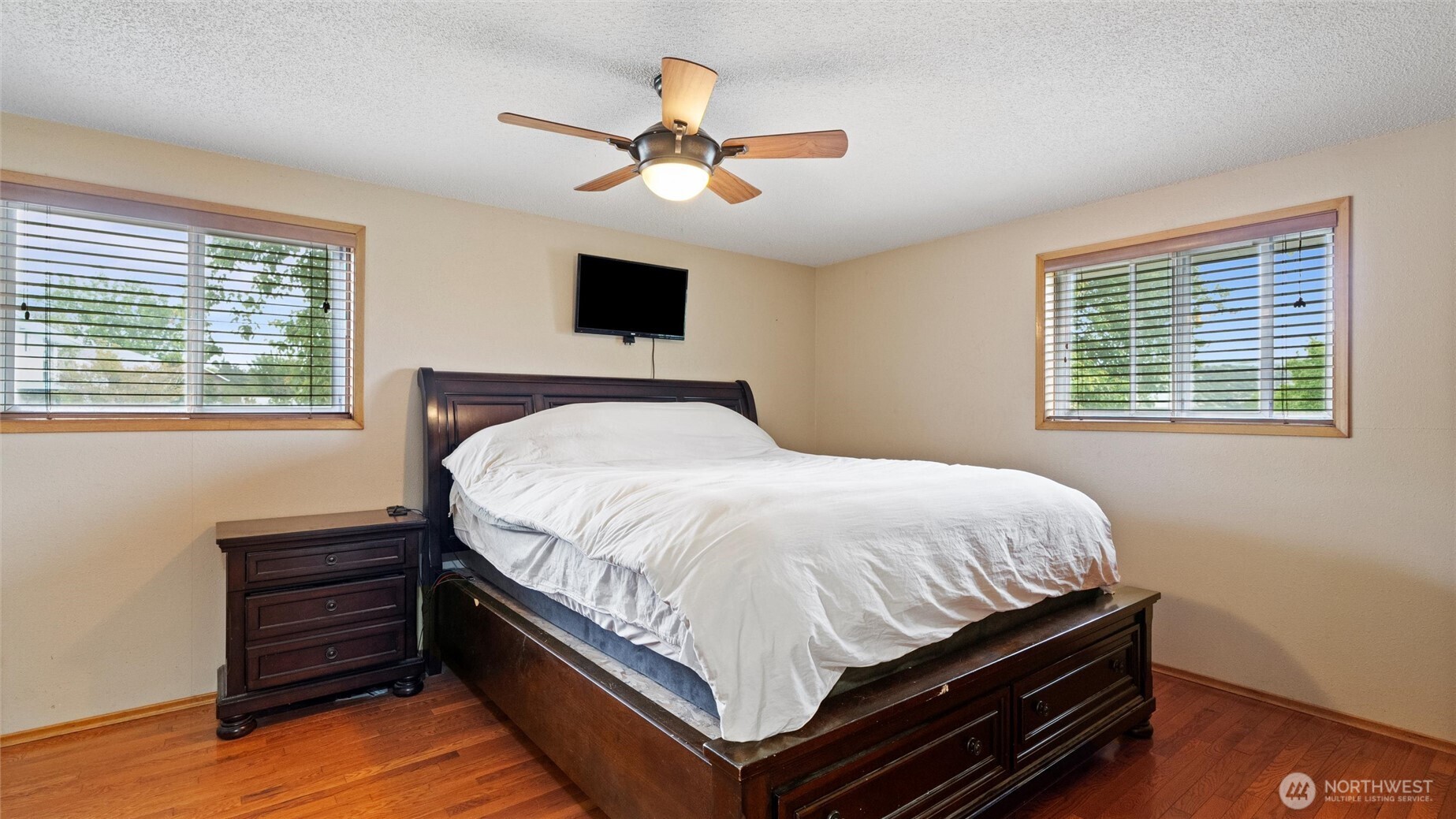 810 E Spring Street Property Photo 22