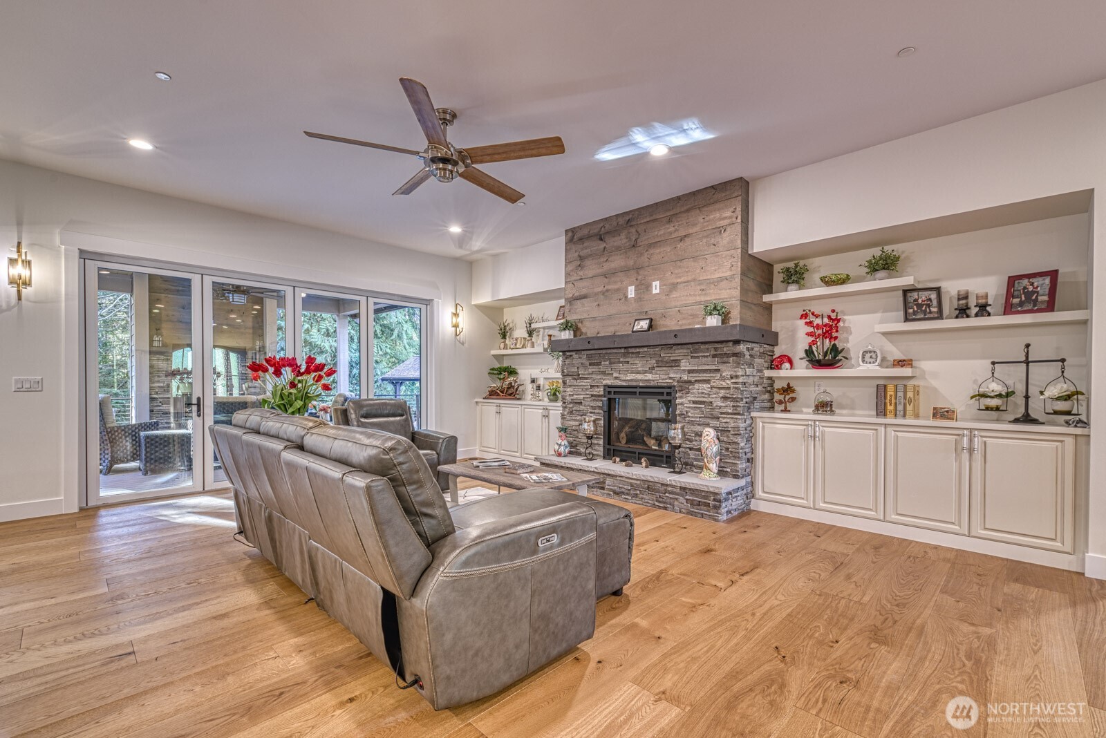 7 Crescent Valley Drive Property Photo 8