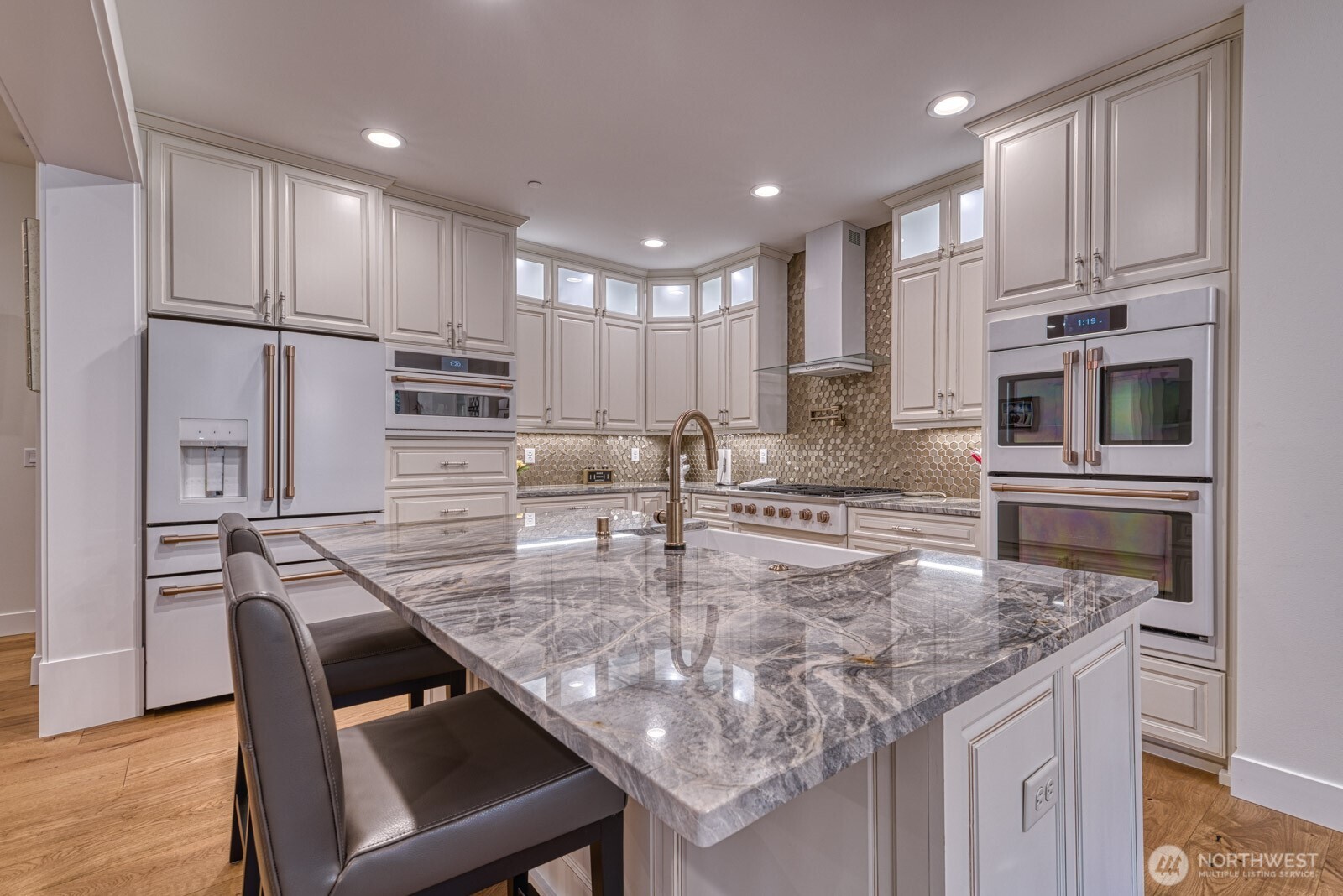 7 Crescent Valley Drive Property Photo 10