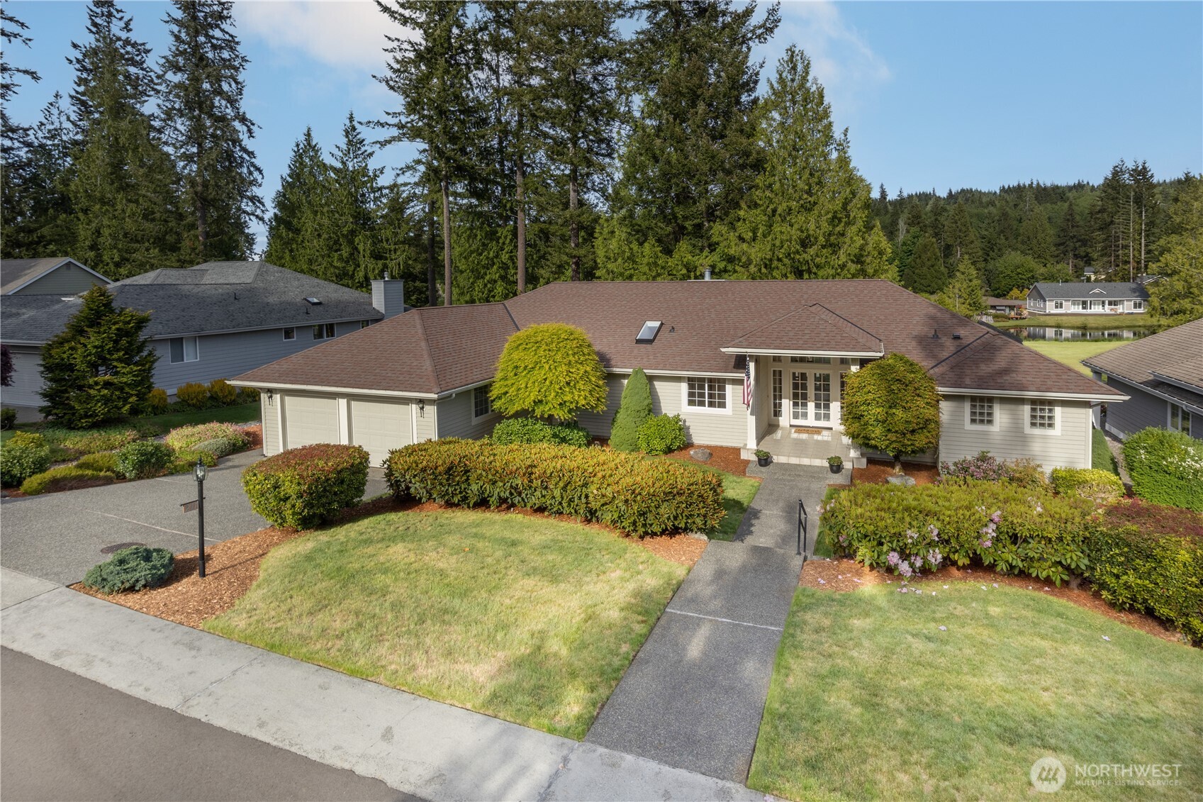 211 Greenview Lane Property Photo