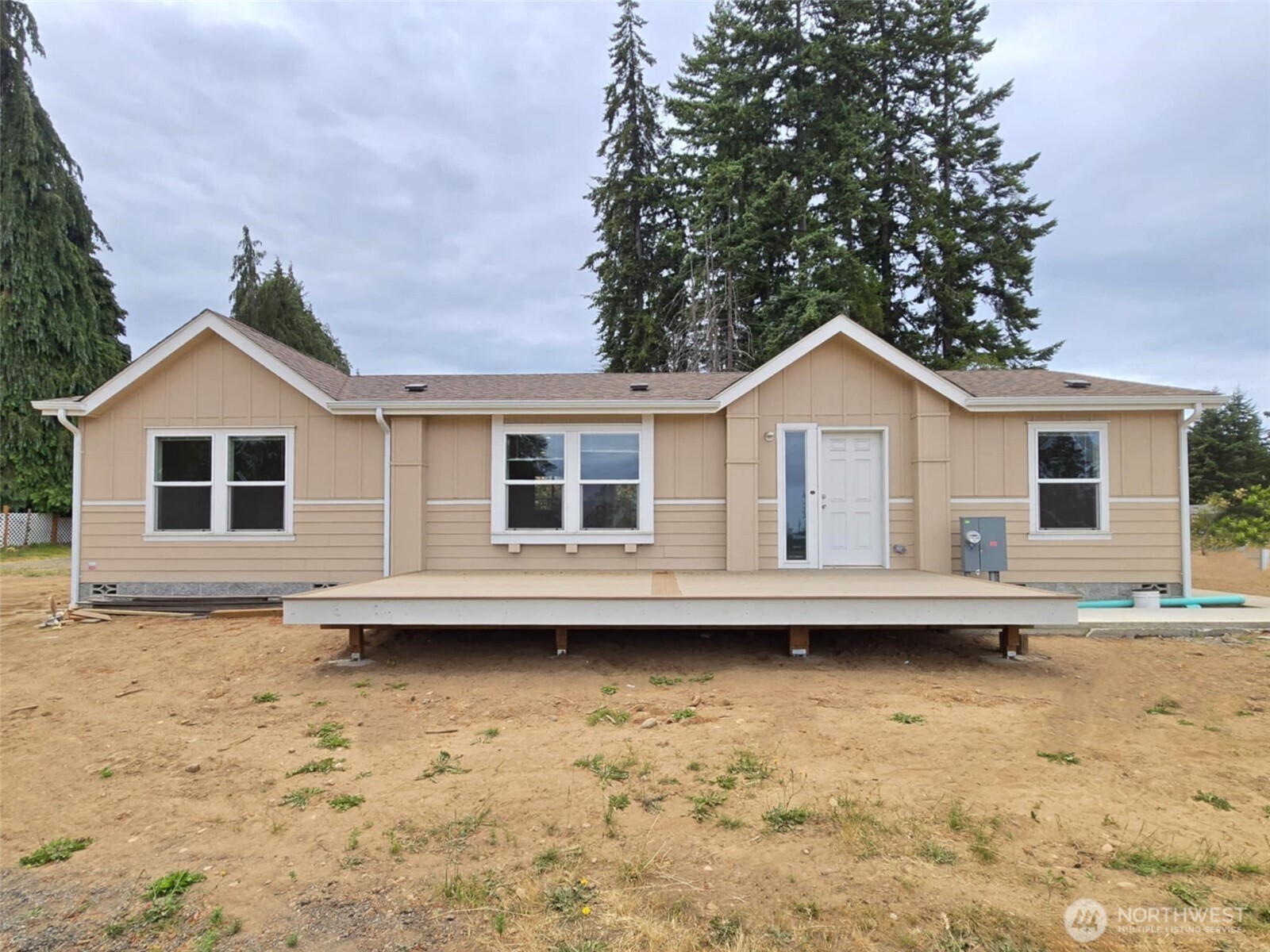 1138 W Lauridsen Blvd Property Photo 1