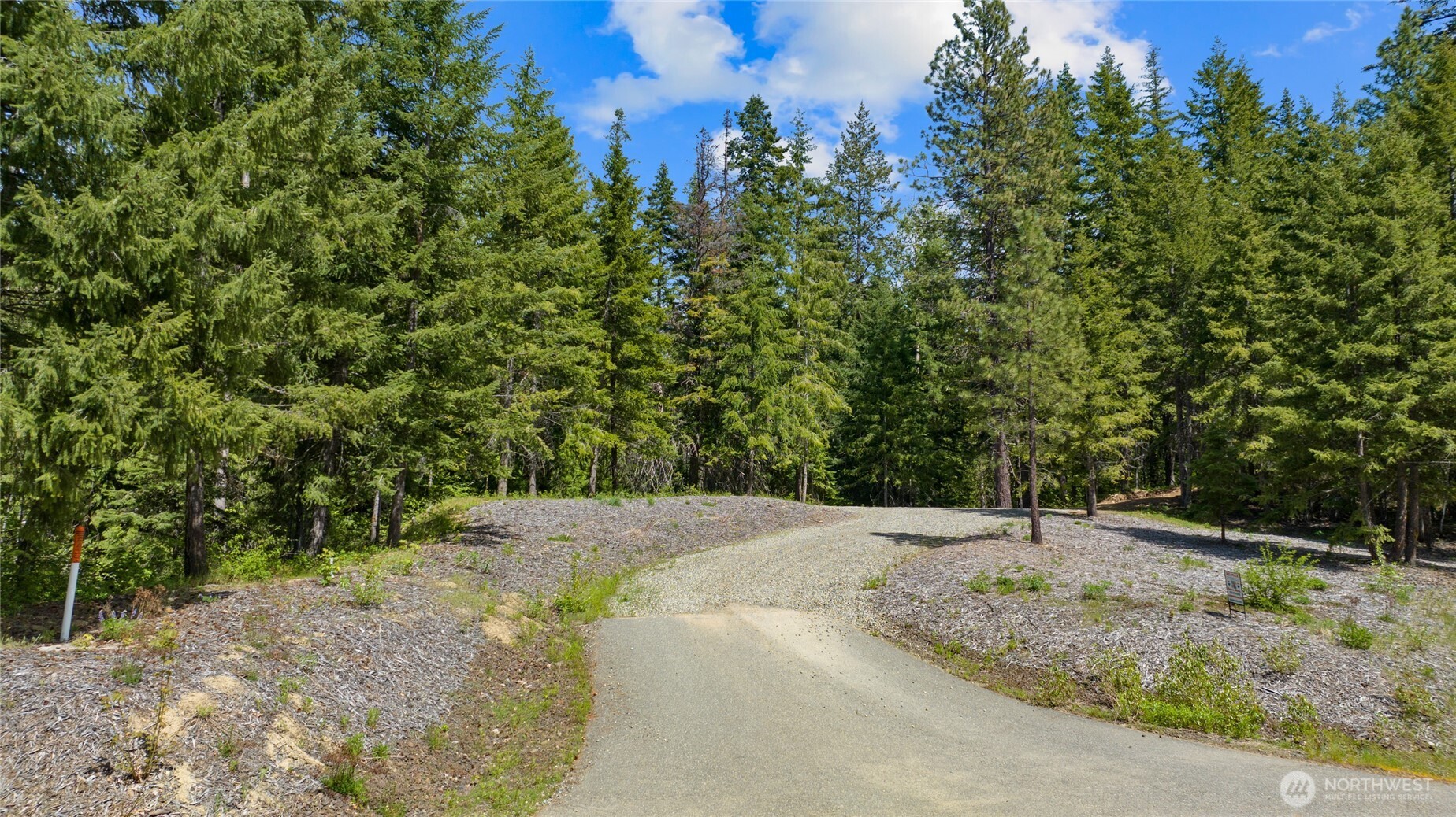 9 Salmon La Sac Highway Property Photo 1