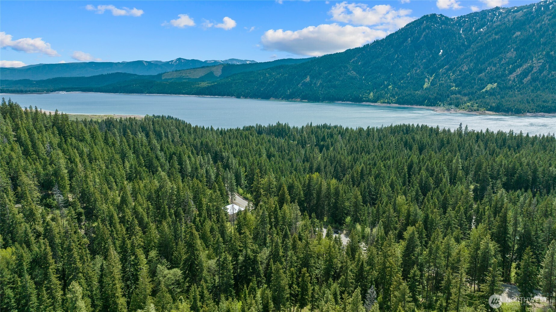 9 Salmon La Sac Highway Property Photo 8