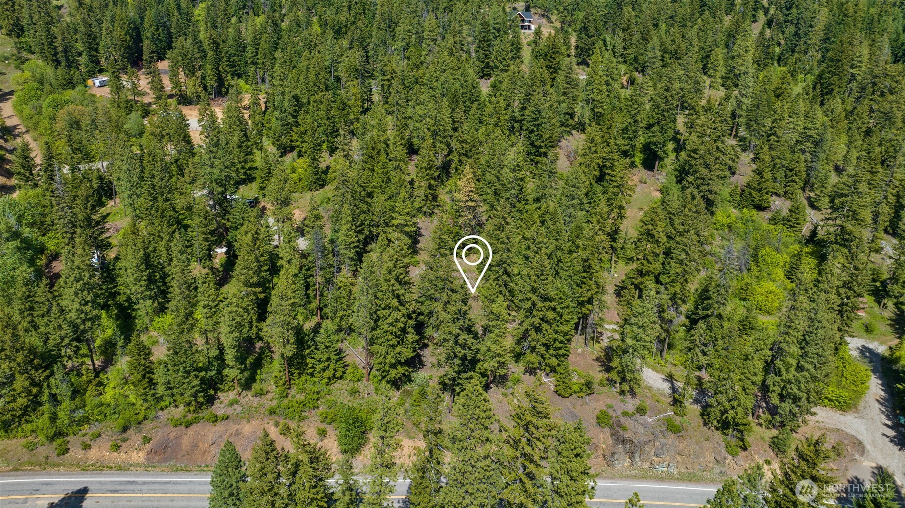 11 Salmon La Sac Highway Property Photo 2