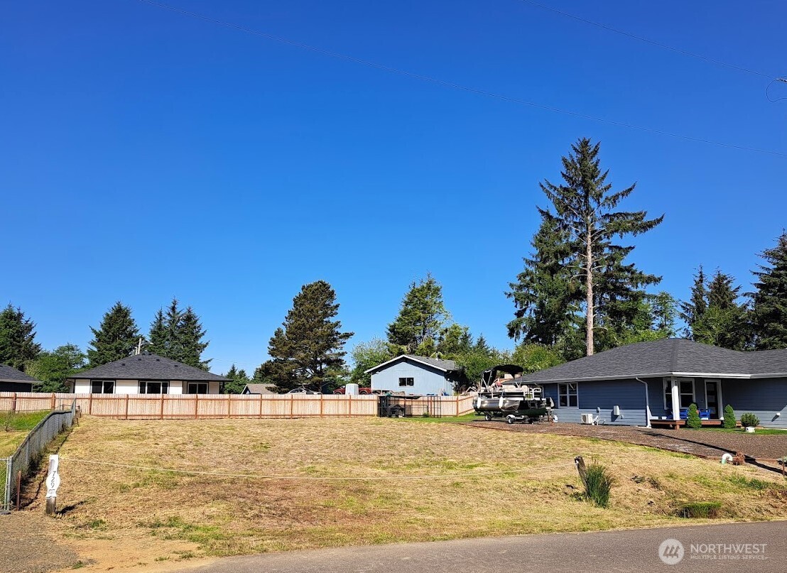 729 Wood Duck Avenue Property Photo 8