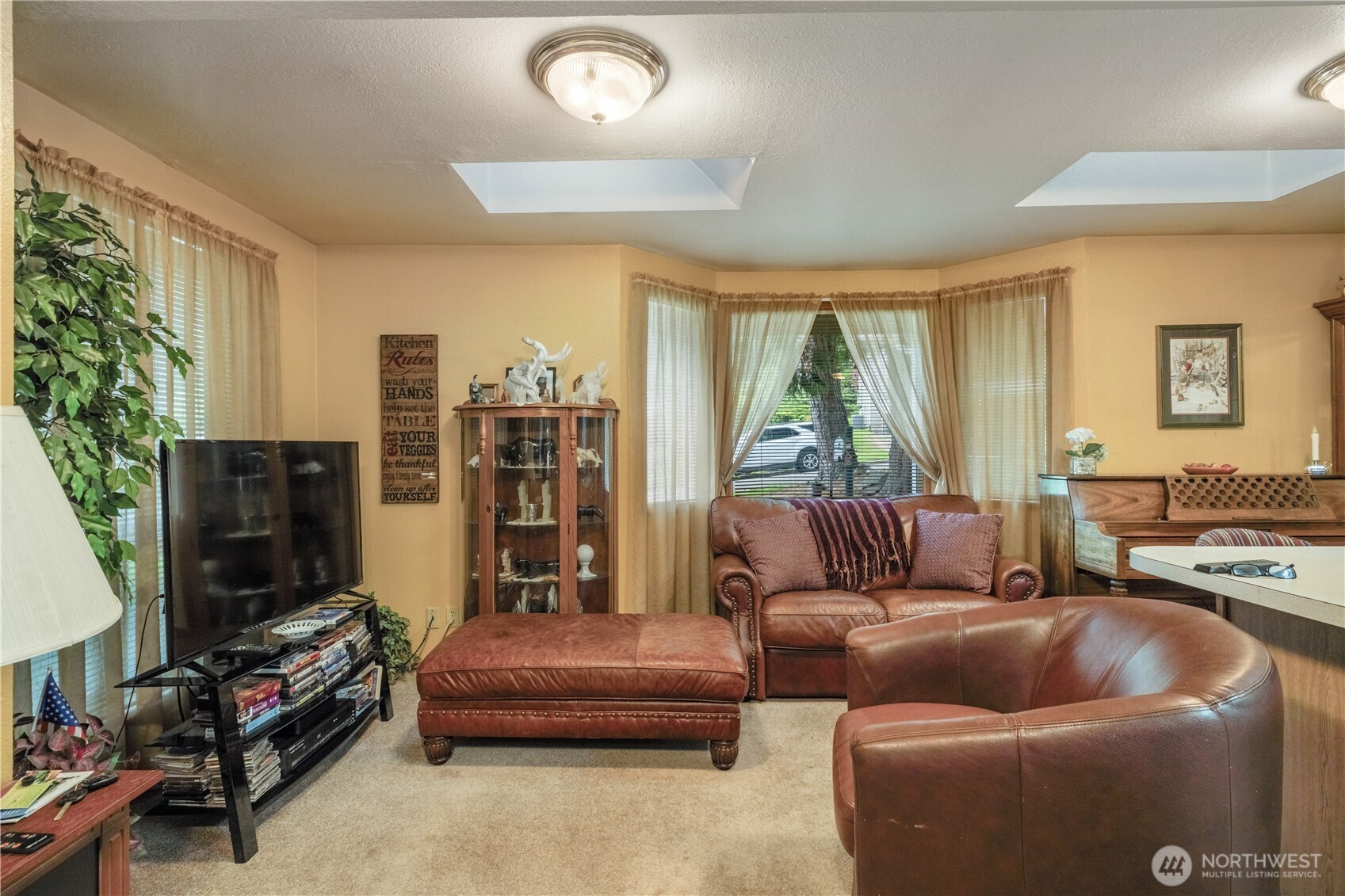 14904 108th Place Property Photo 2
