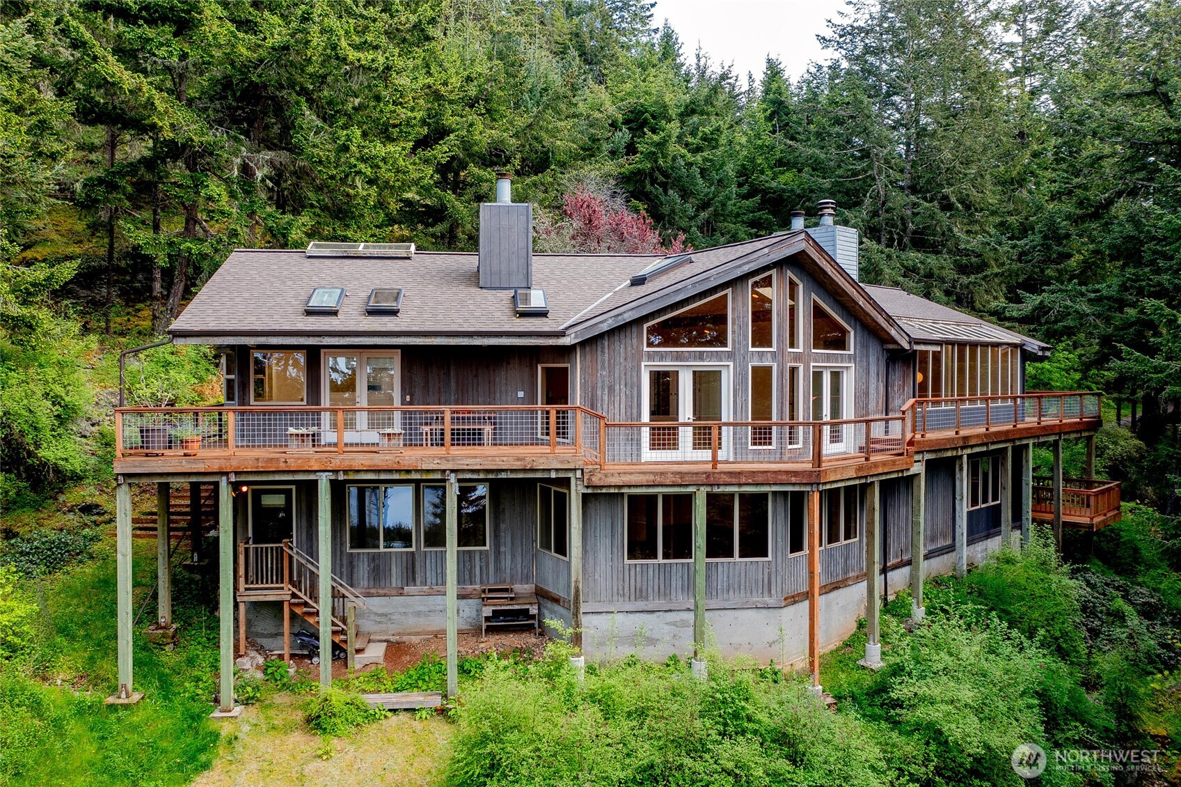 121 Switchback Road Property Photo 1