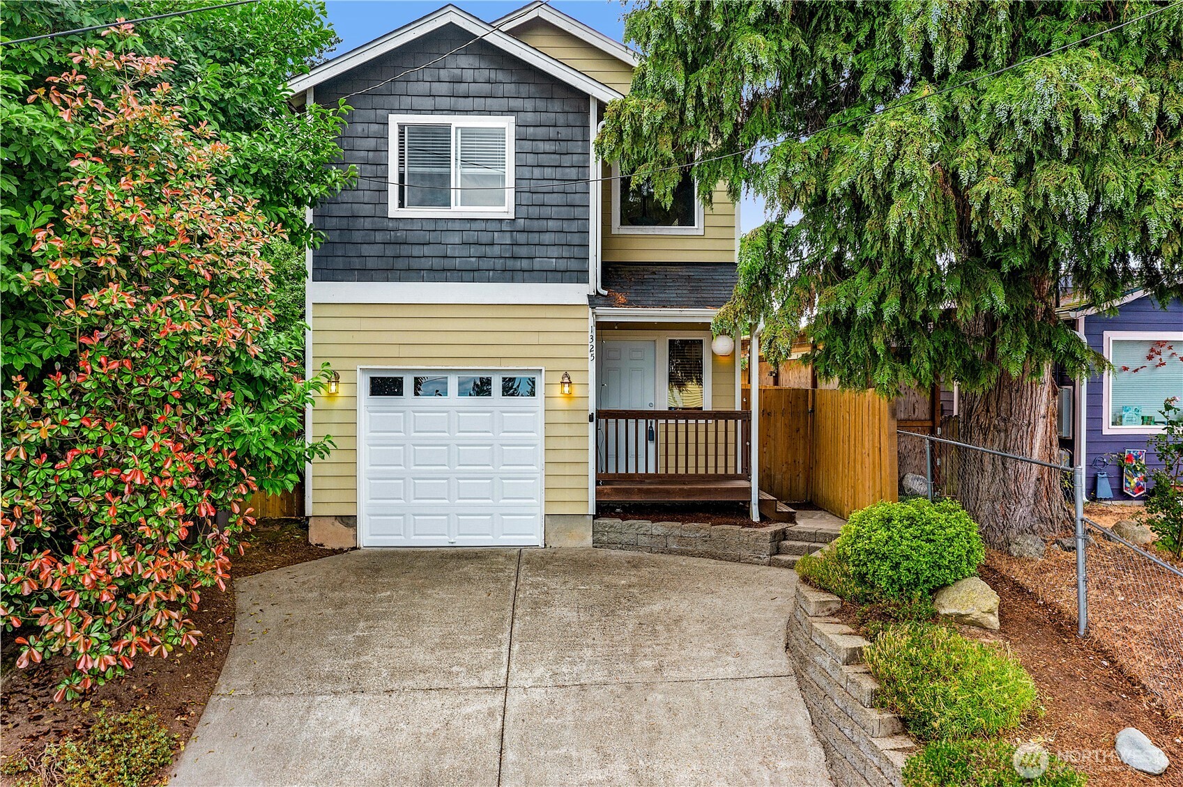 1325 Marguerite Avenue Property Photo 1