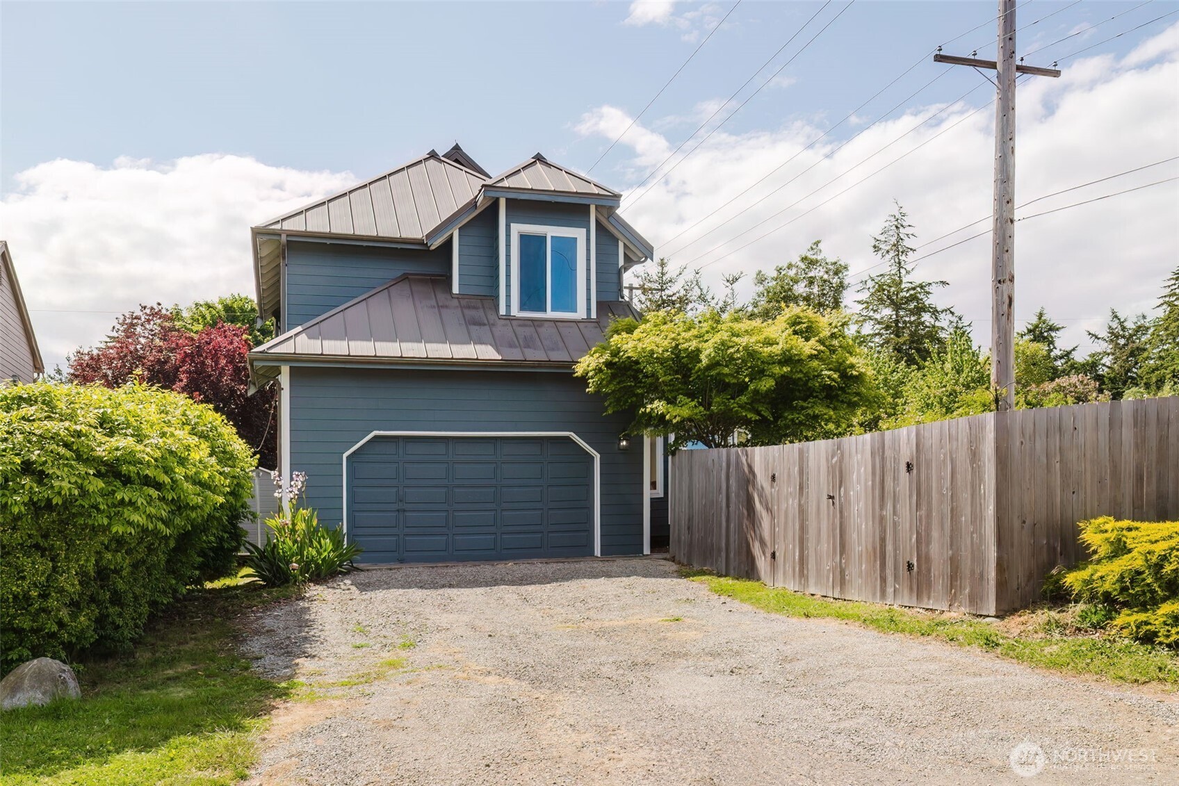 1819 Kuhn Street Property Photo 1