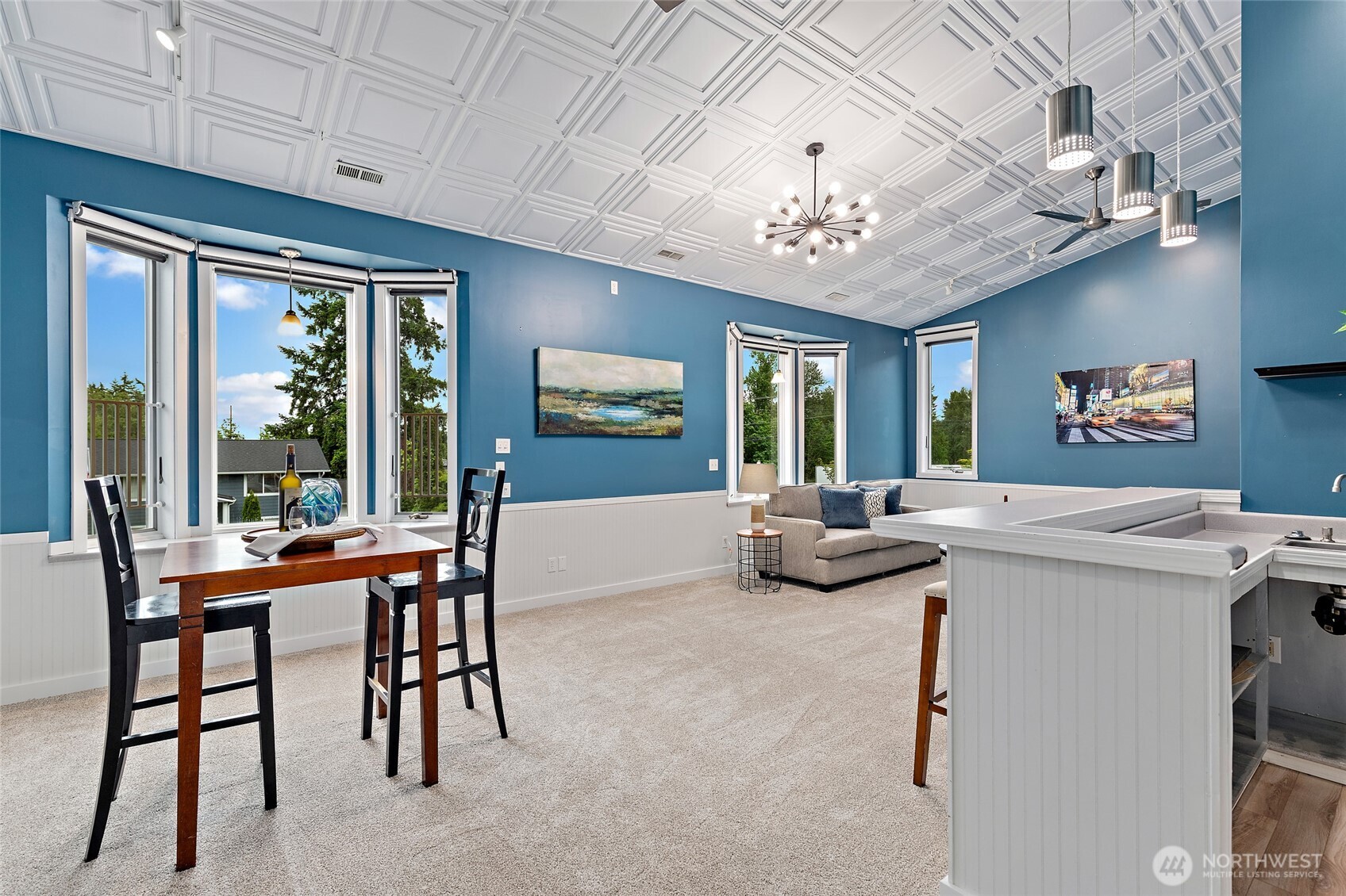 22718 1st Place Property Photo 19