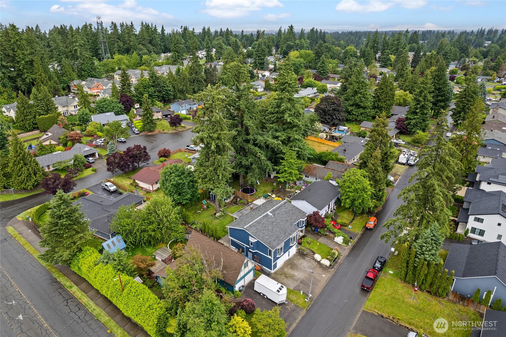 22718 1st Place Property Photo 39