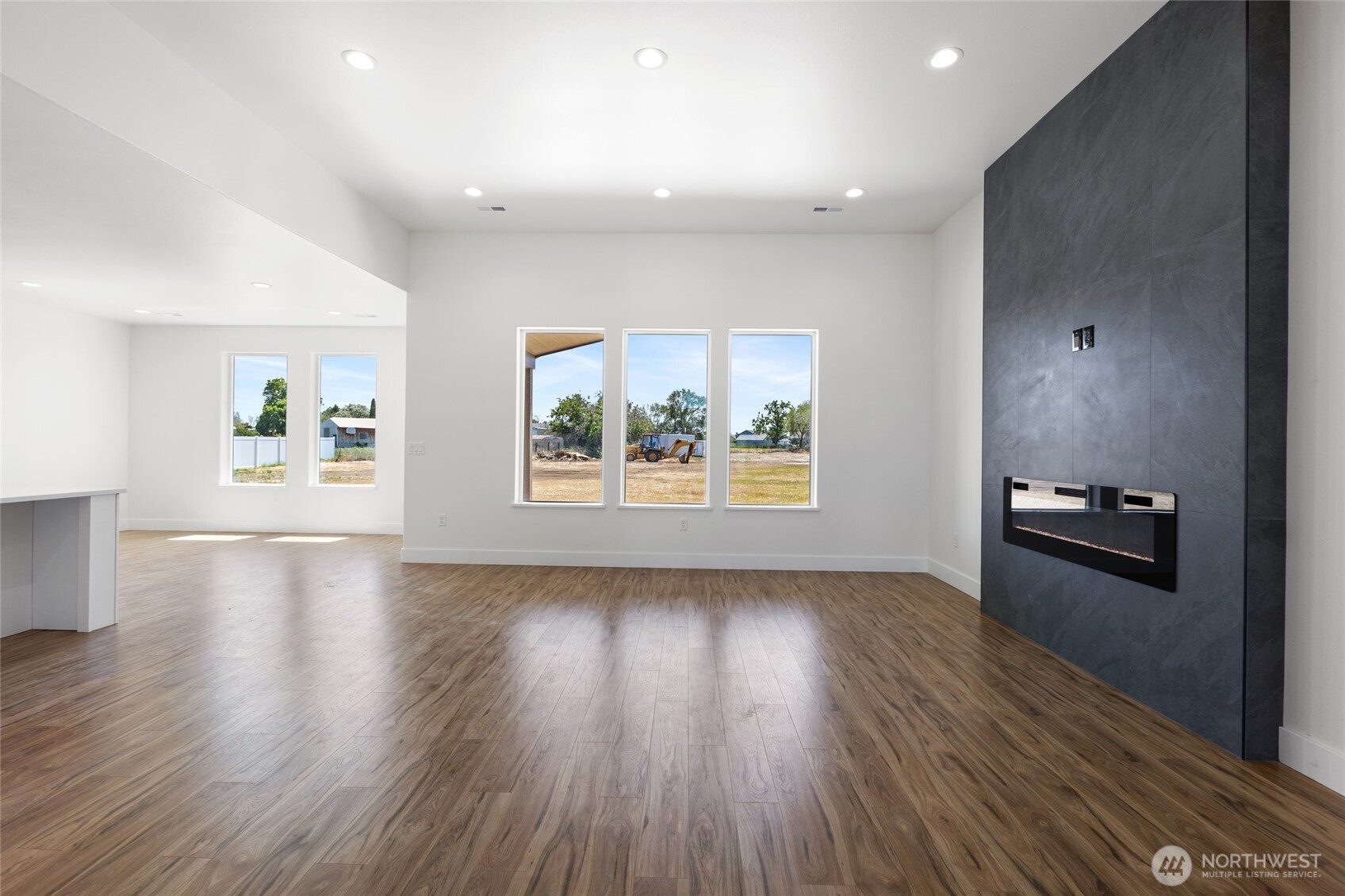 6433 2.15 Road Property Photo 6