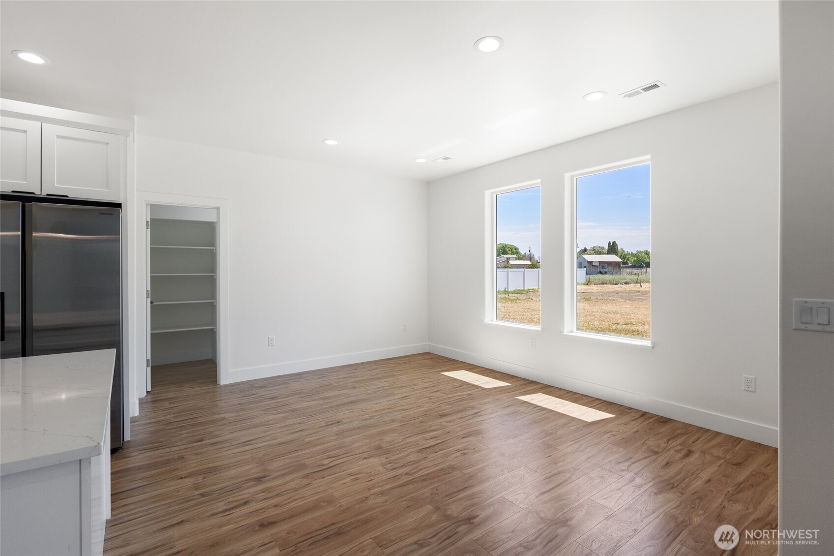 6433 2.15 Road Property Photo 14