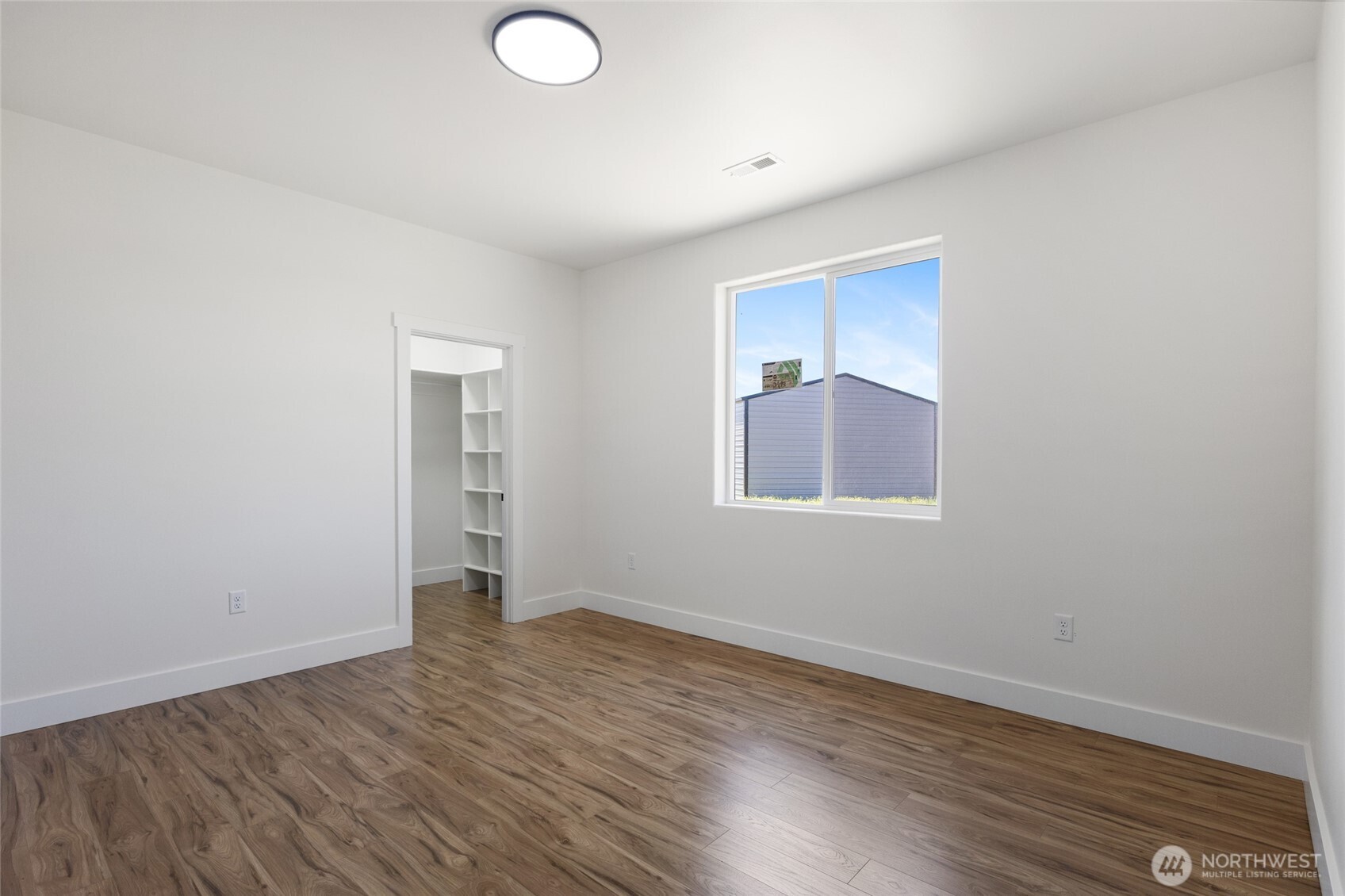 6433 2.15 Road Property Photo 16