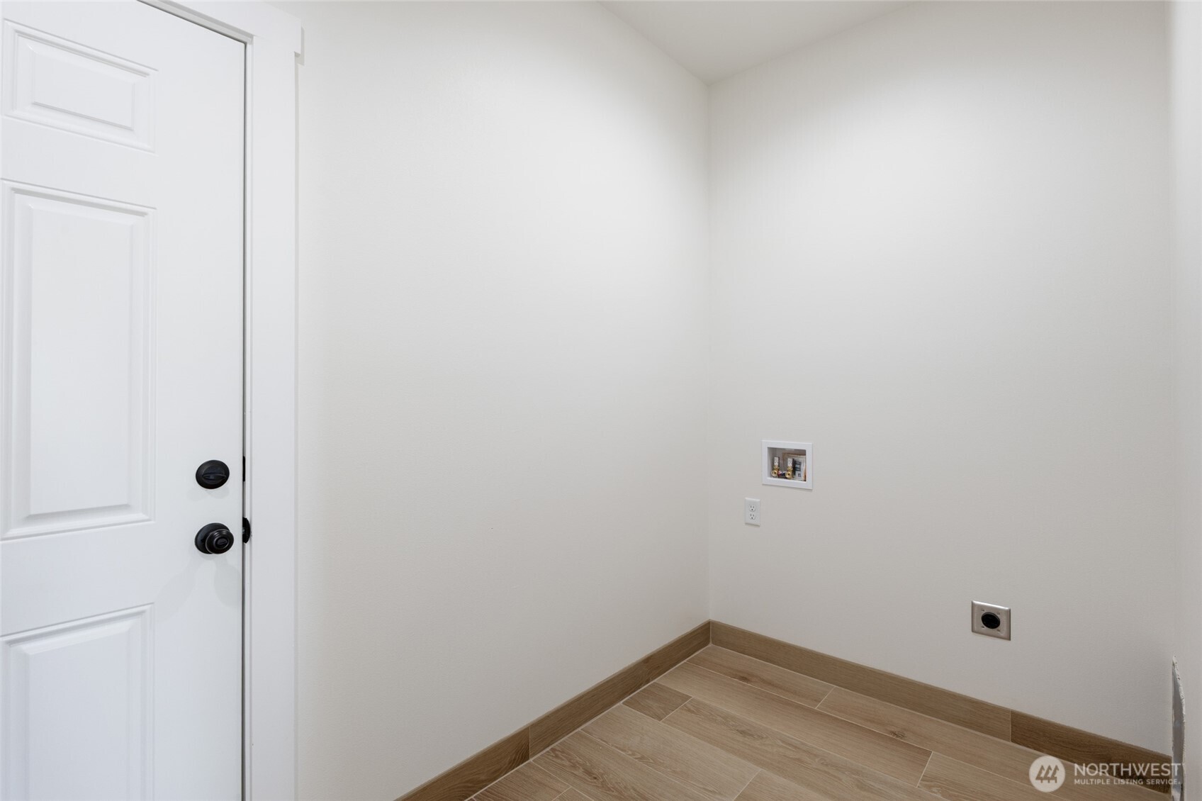 6433 2.15 Road Property Photo 29