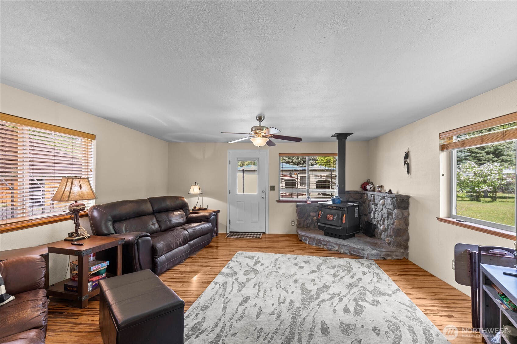 51 Deer Meadow Lane Property Photo 3