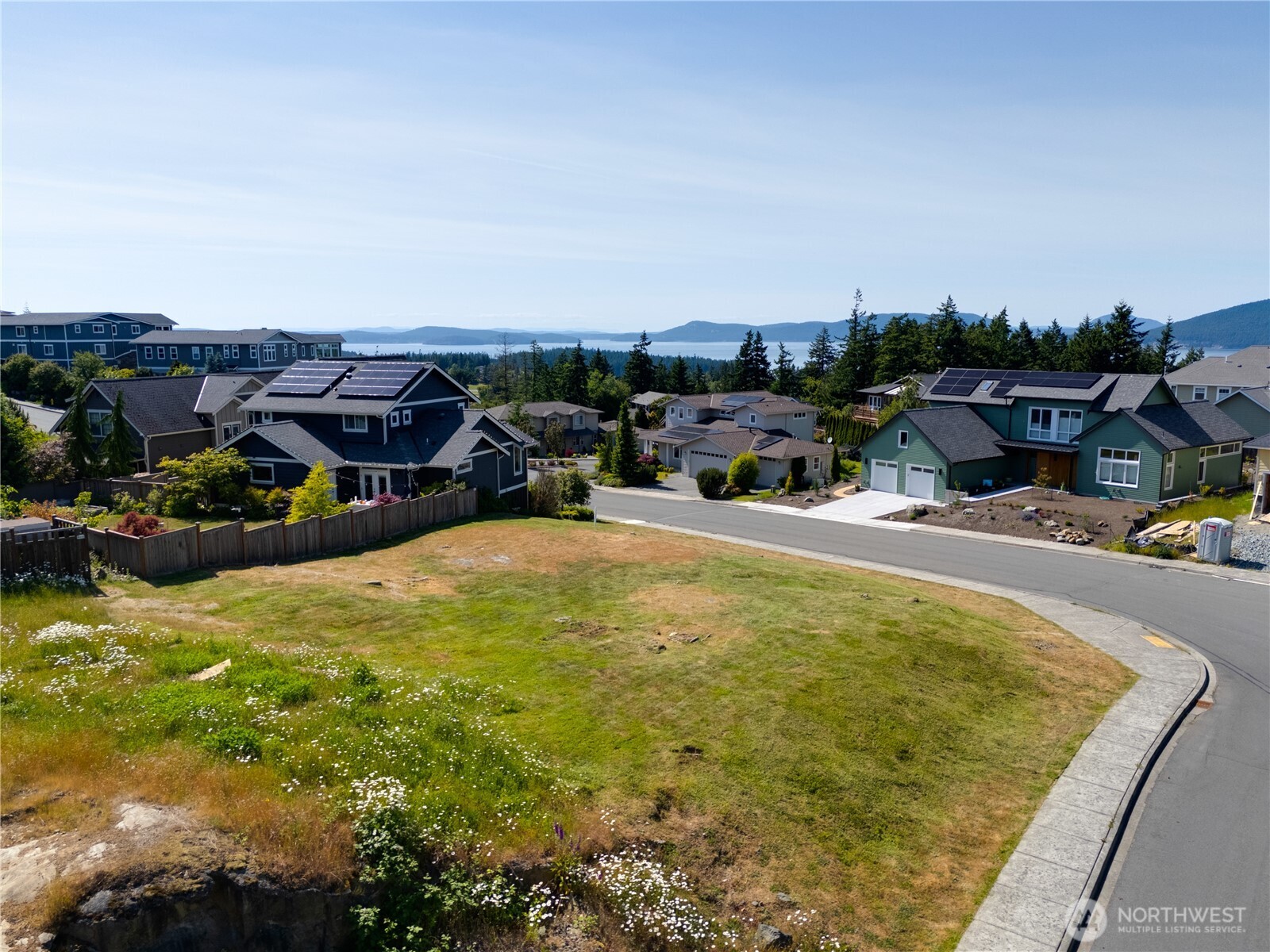 3901 Rockridge Parkway Property Photo 2