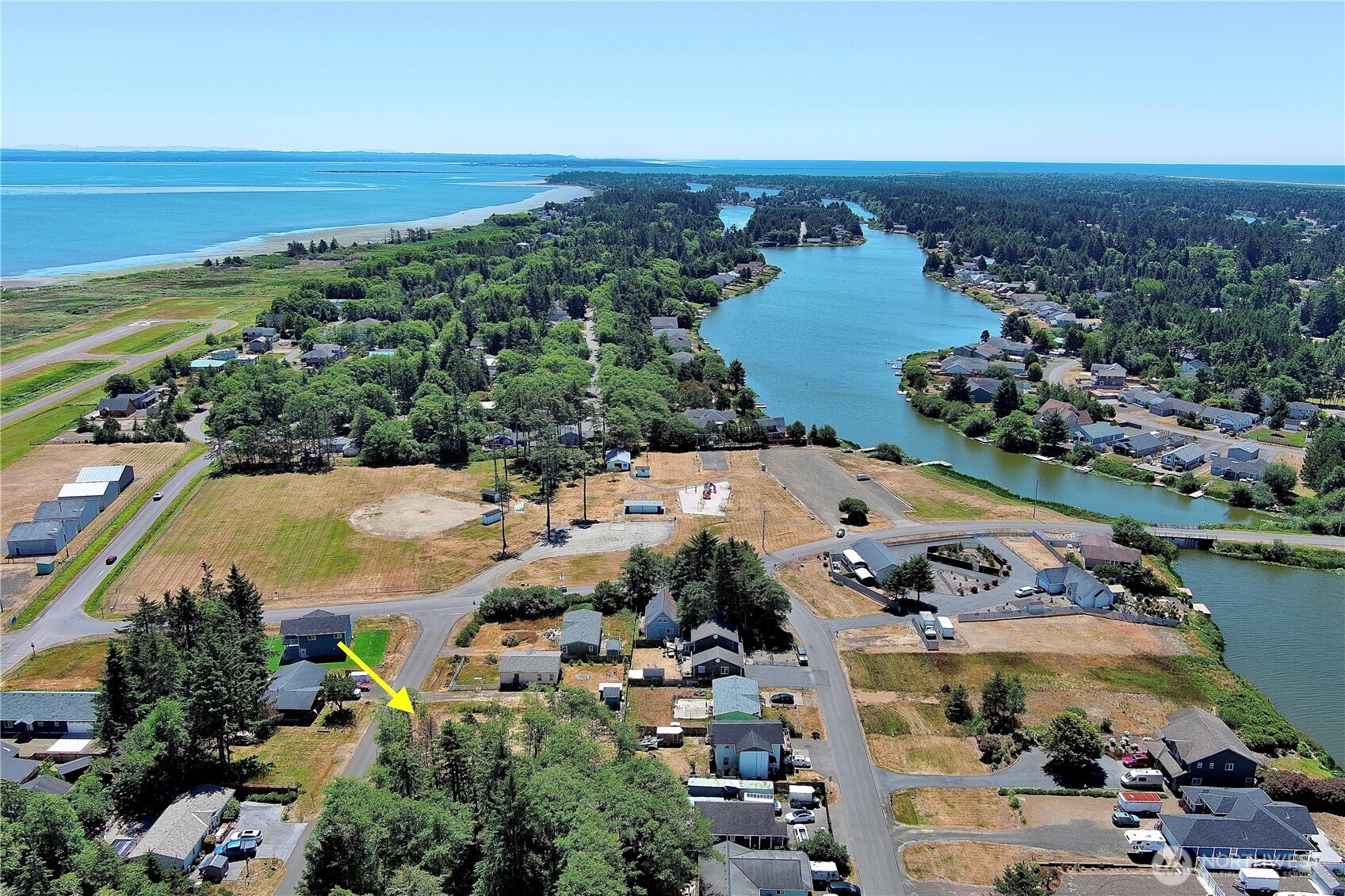 513 Chenois Avenue Property Photo 1