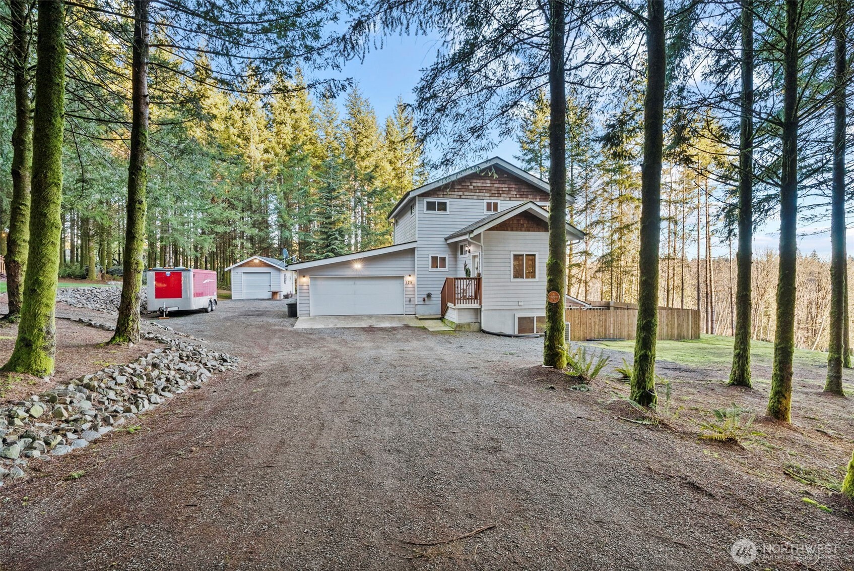 125 Whippoorwill Lane Property Photo 3