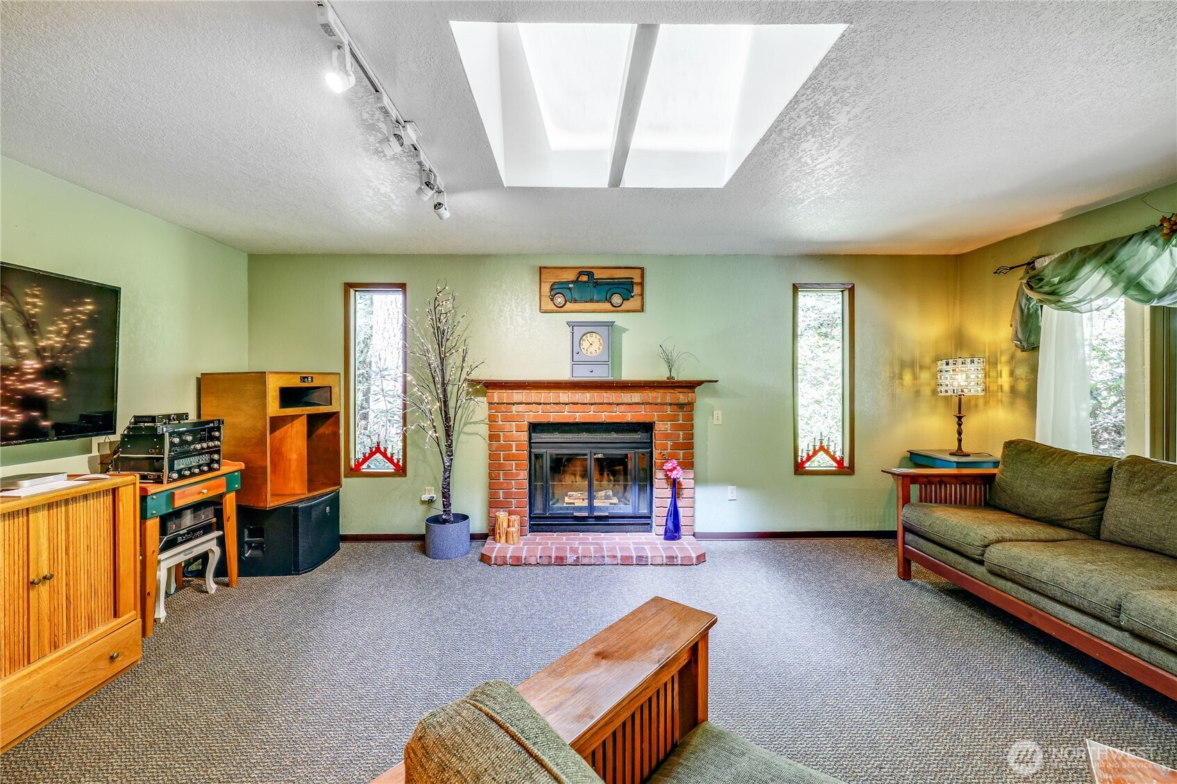 21988 Urdahl Road Property Photo 11