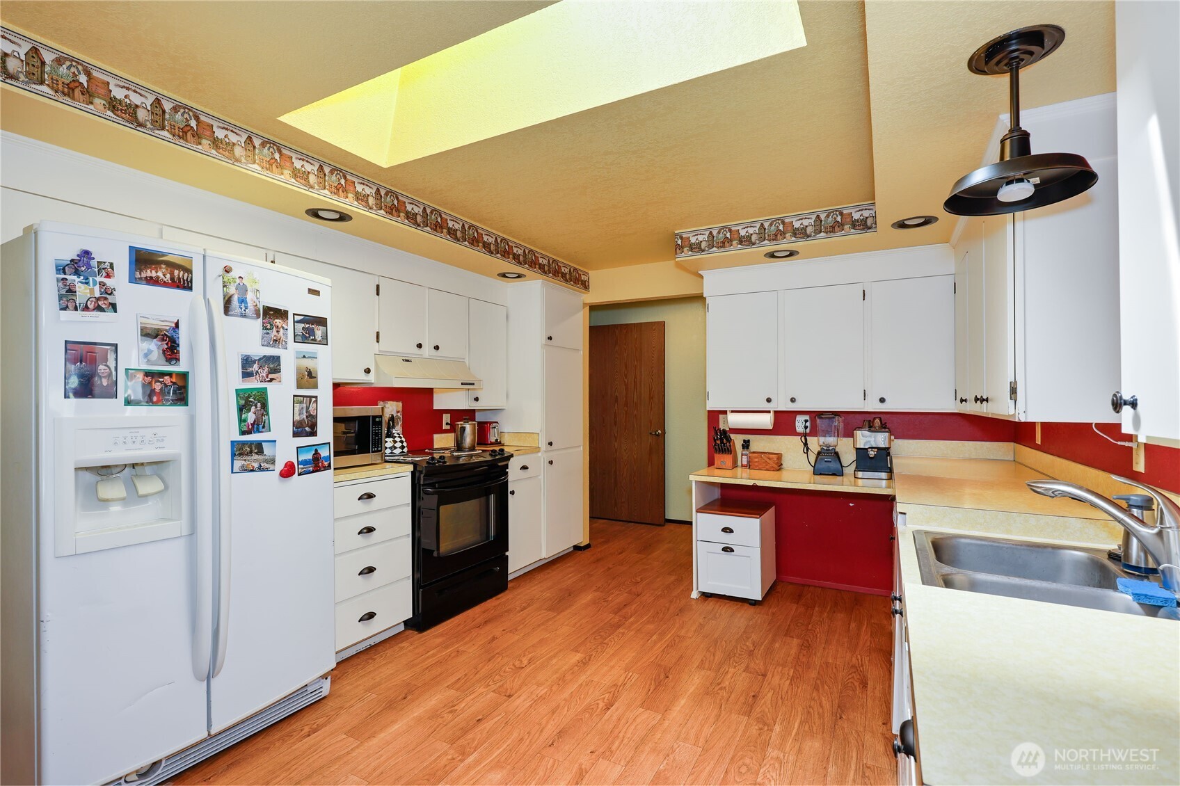 21988 Urdahl Road Property Photo 13