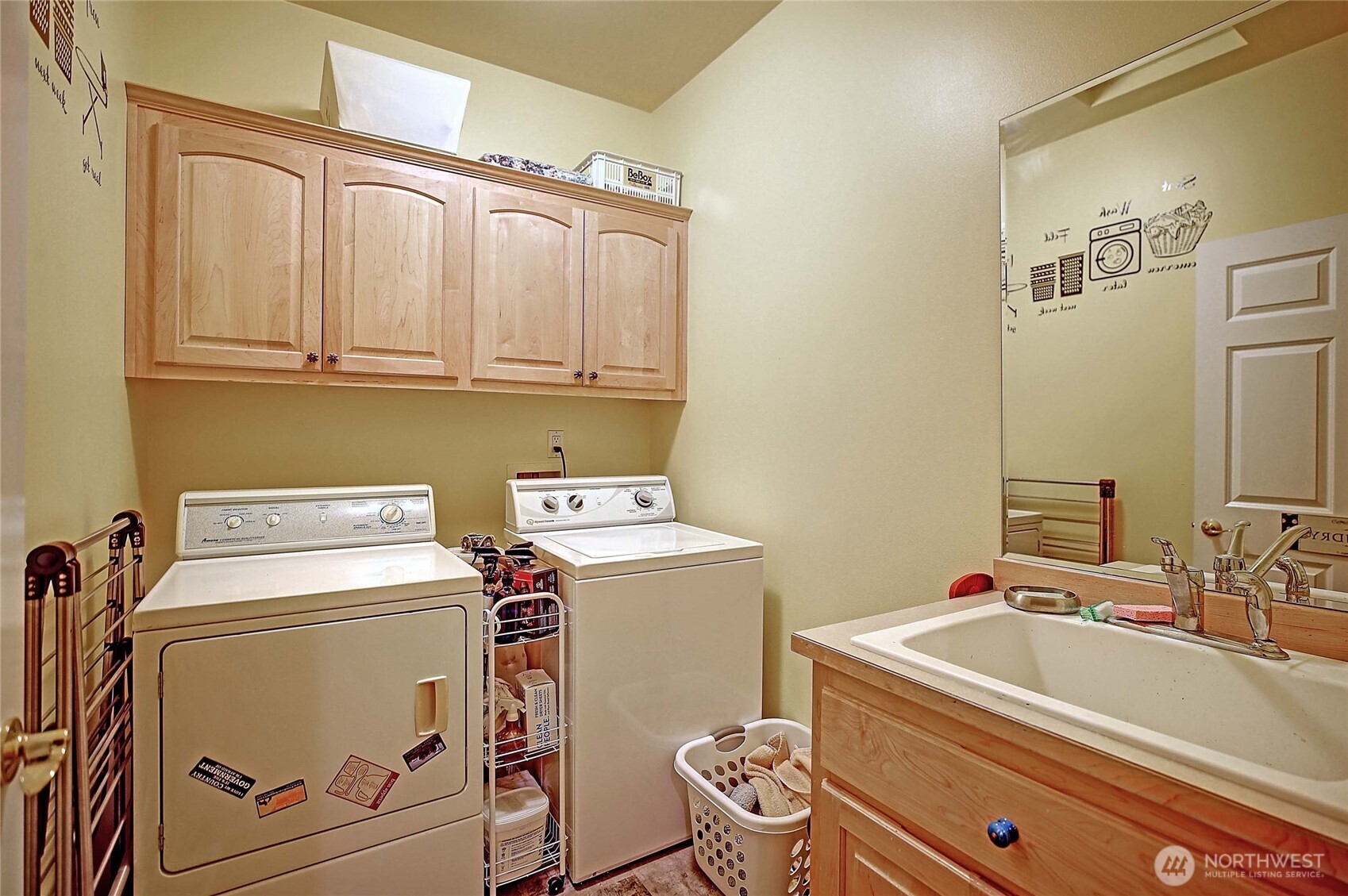 1351 Crestview Drive Property Photo 25