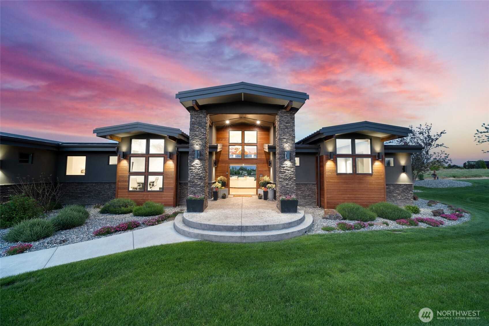 126 Red Hawk Road Property Photo 2