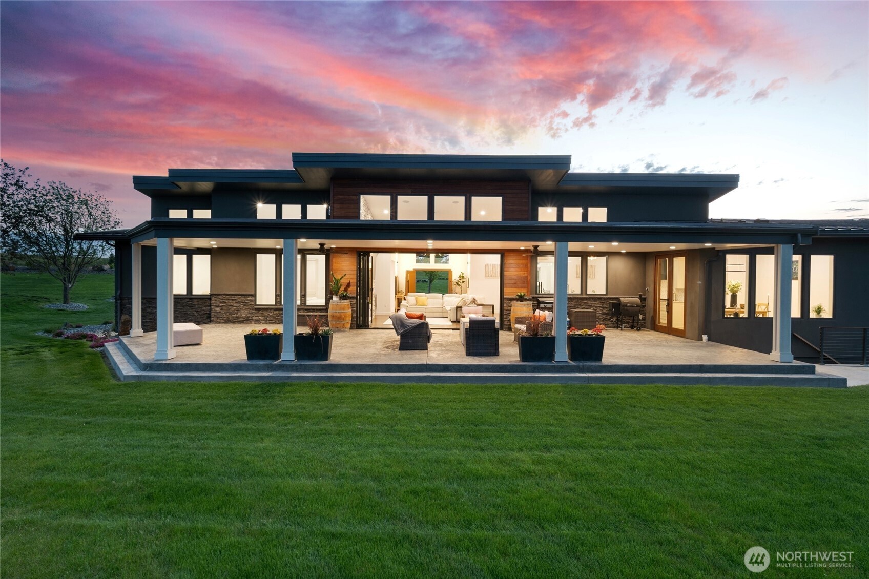 126 Red Hawk Road Property Photo 4