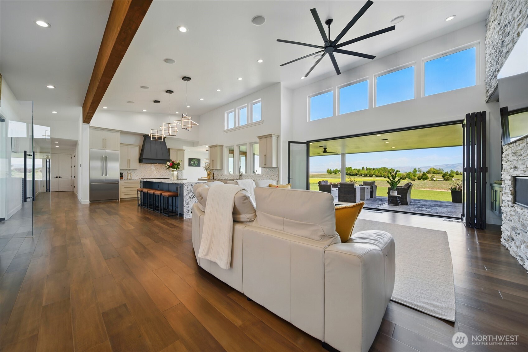 126 Red Hawk Road Property Photo 10