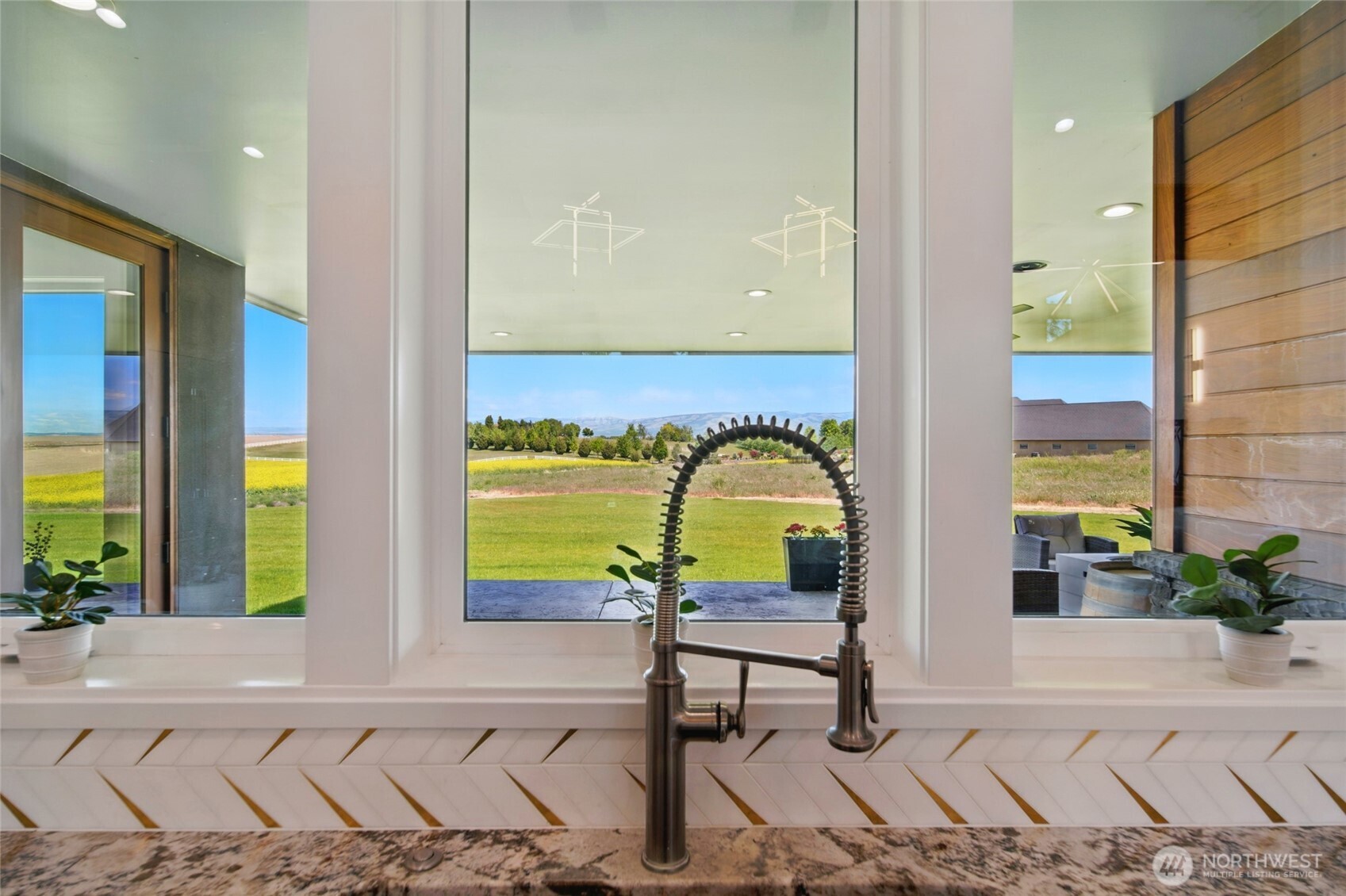 126 Red Hawk Road Property Photo 16