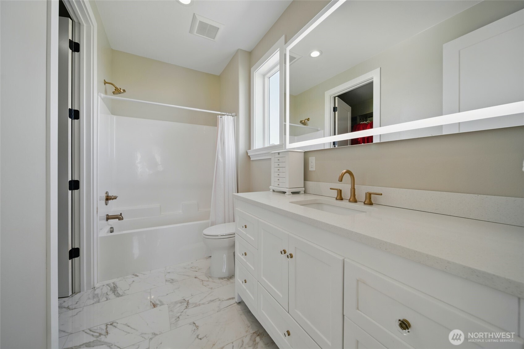 126 Red Hawk Road Property Photo 28