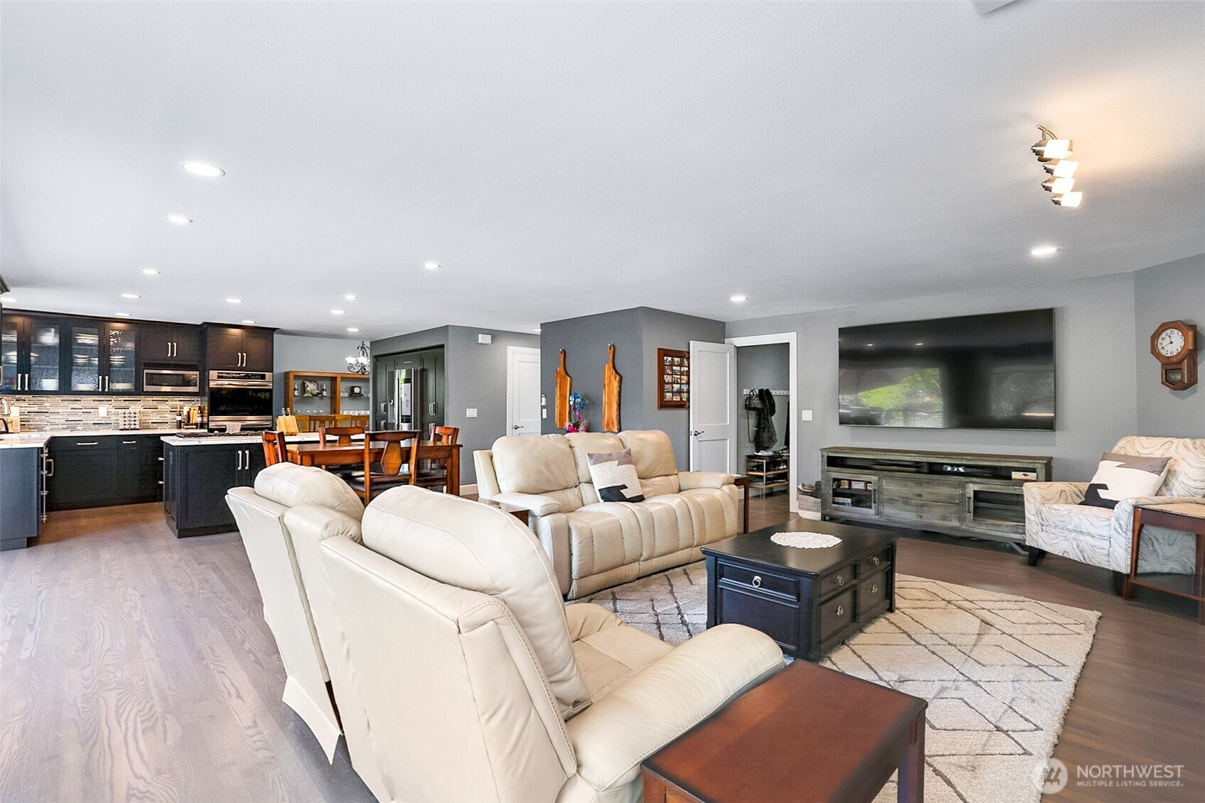 15530 73rd Avenue Property Photo 14