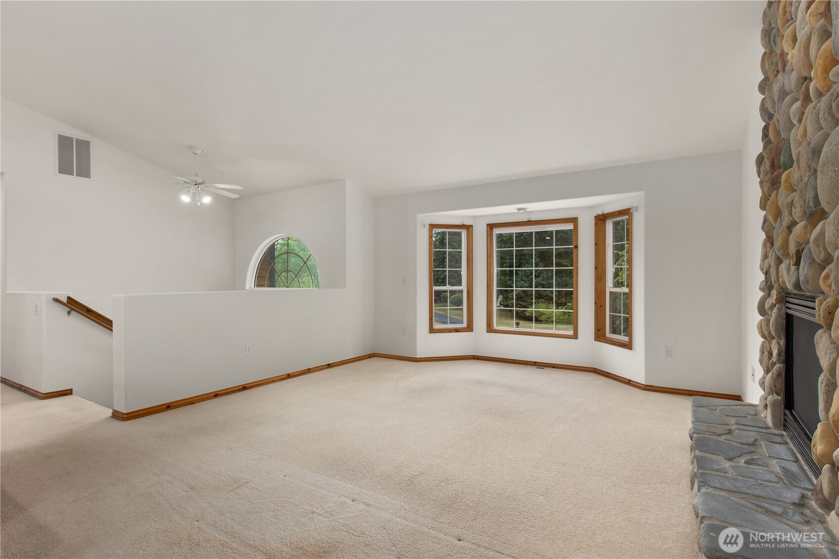 14026 272nd Street Property Photo 5