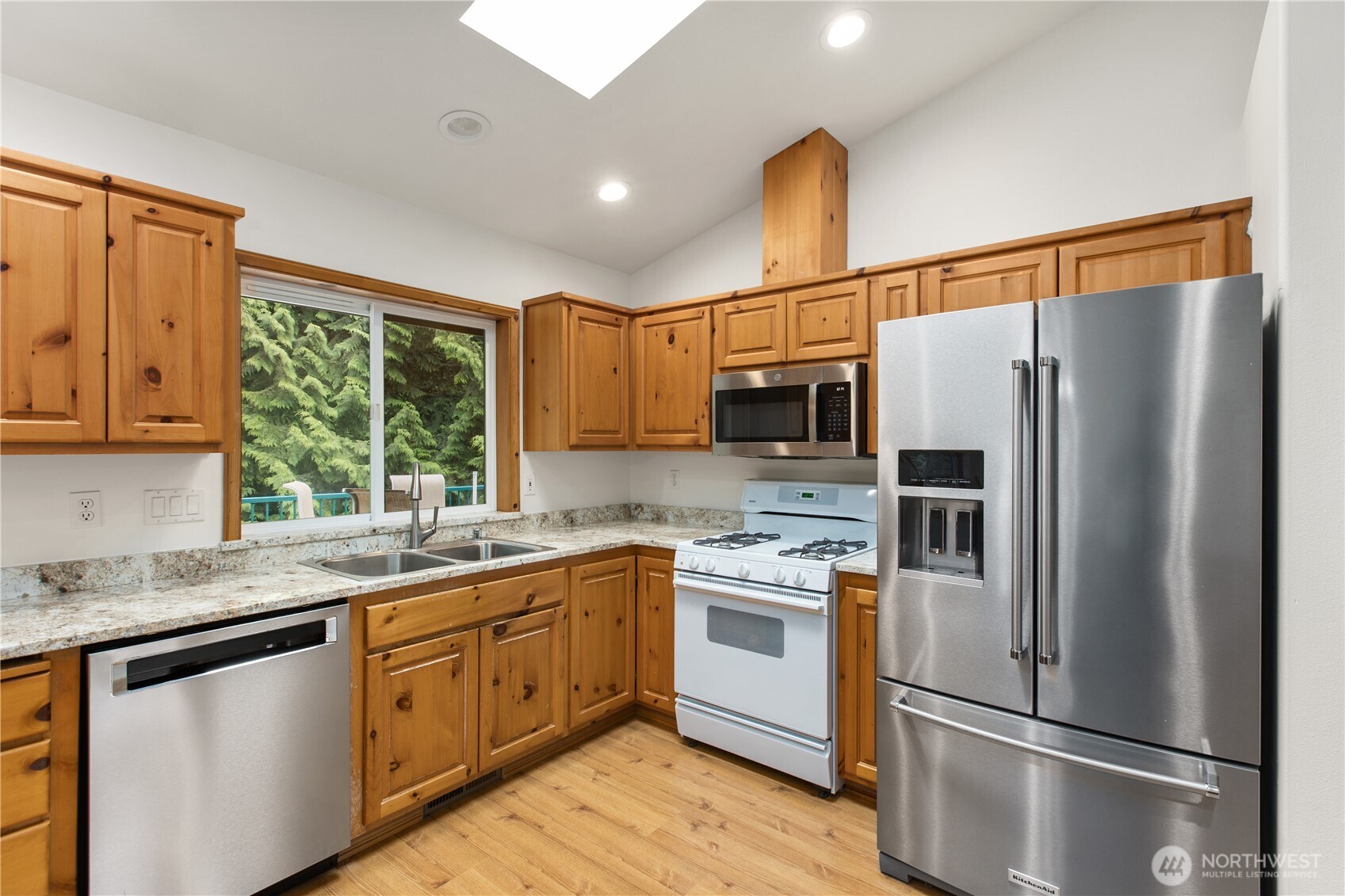 14026 272nd Street Property Photo 10