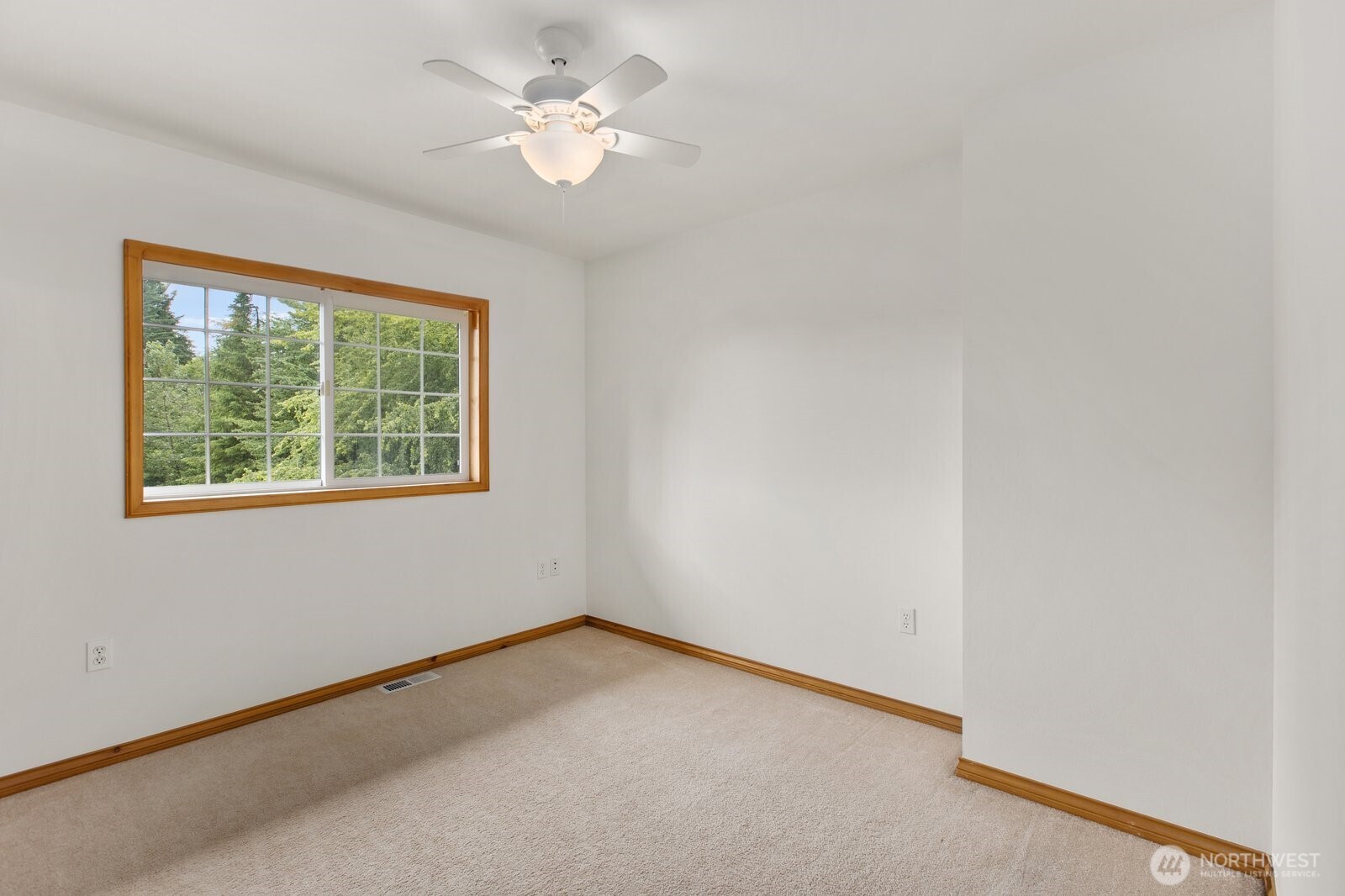 14026 272nd Street Property Photo 12