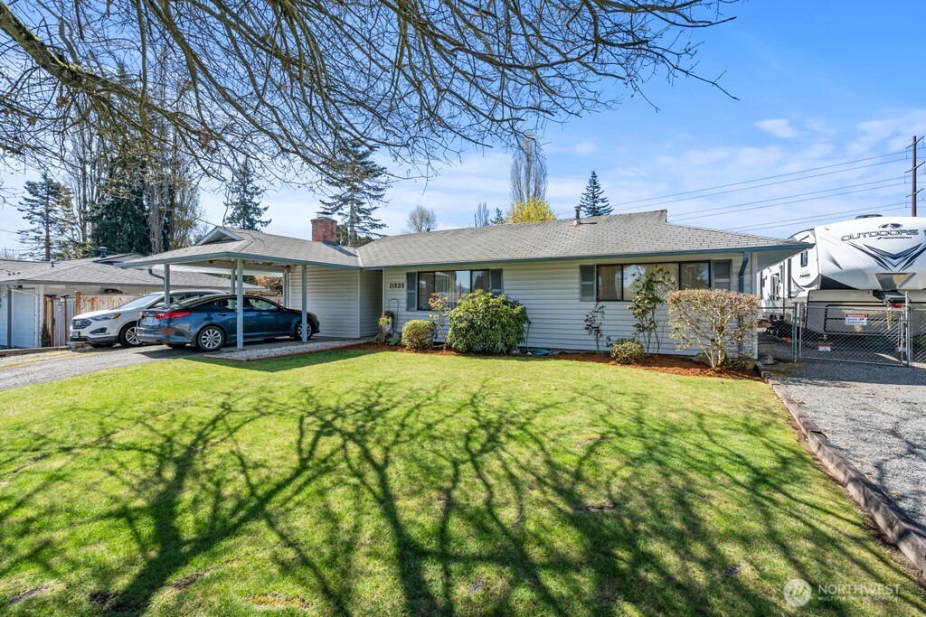 11939 Se 169th Place Property Photo 4