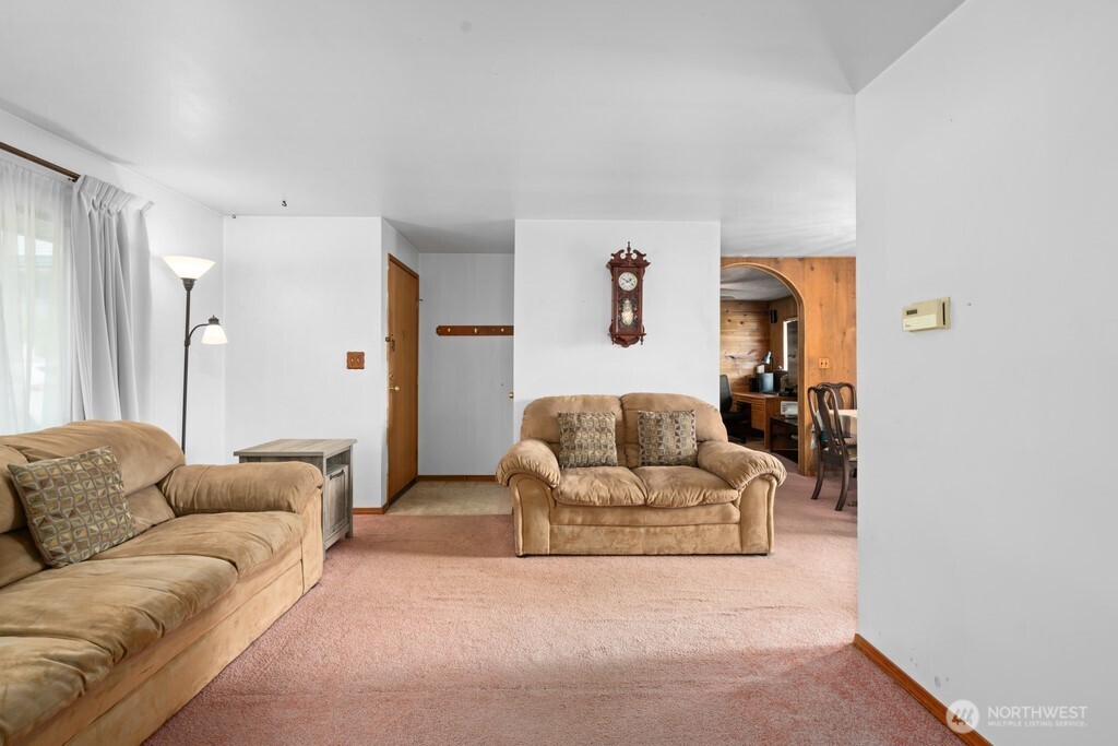 11939 Se 169th Place Property Photo 7
