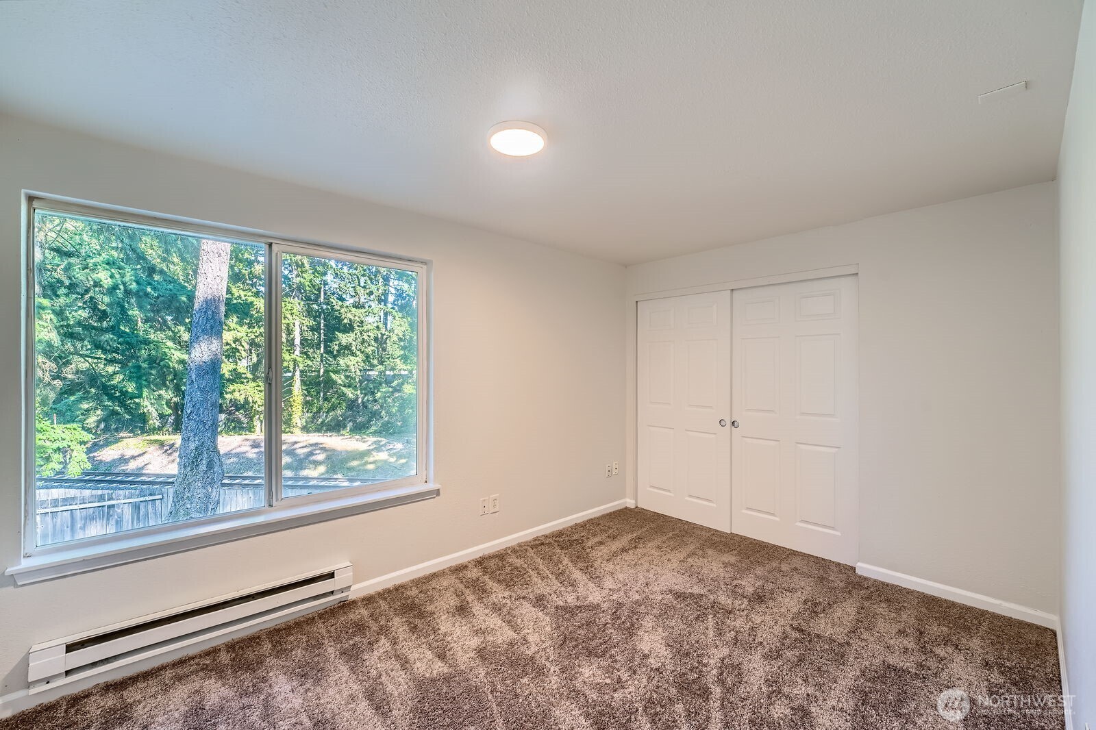 13067 Pacific Highway C Property Photo 8