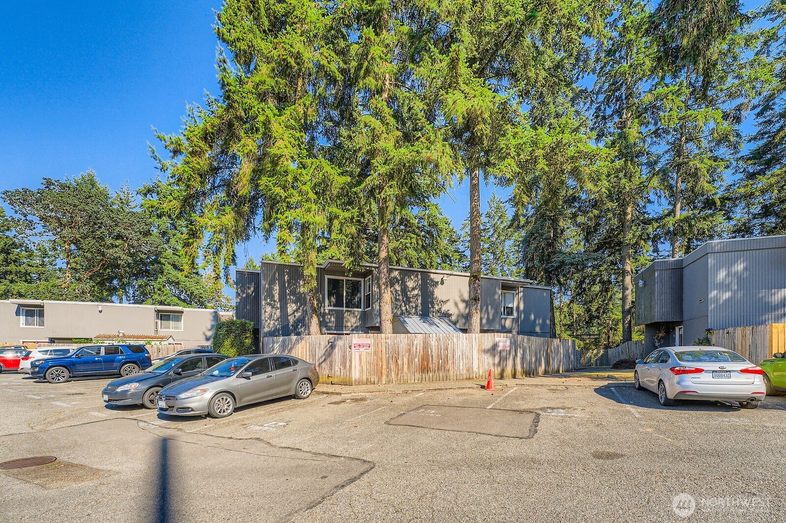 13067 Pacific Highway C Property Photo 10