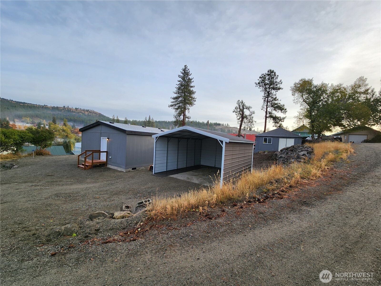 720 S Jefferson Street Property Photo 6
