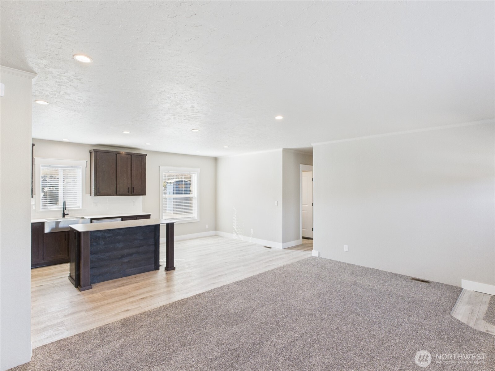 720 S Jefferson Street Property Photo 11