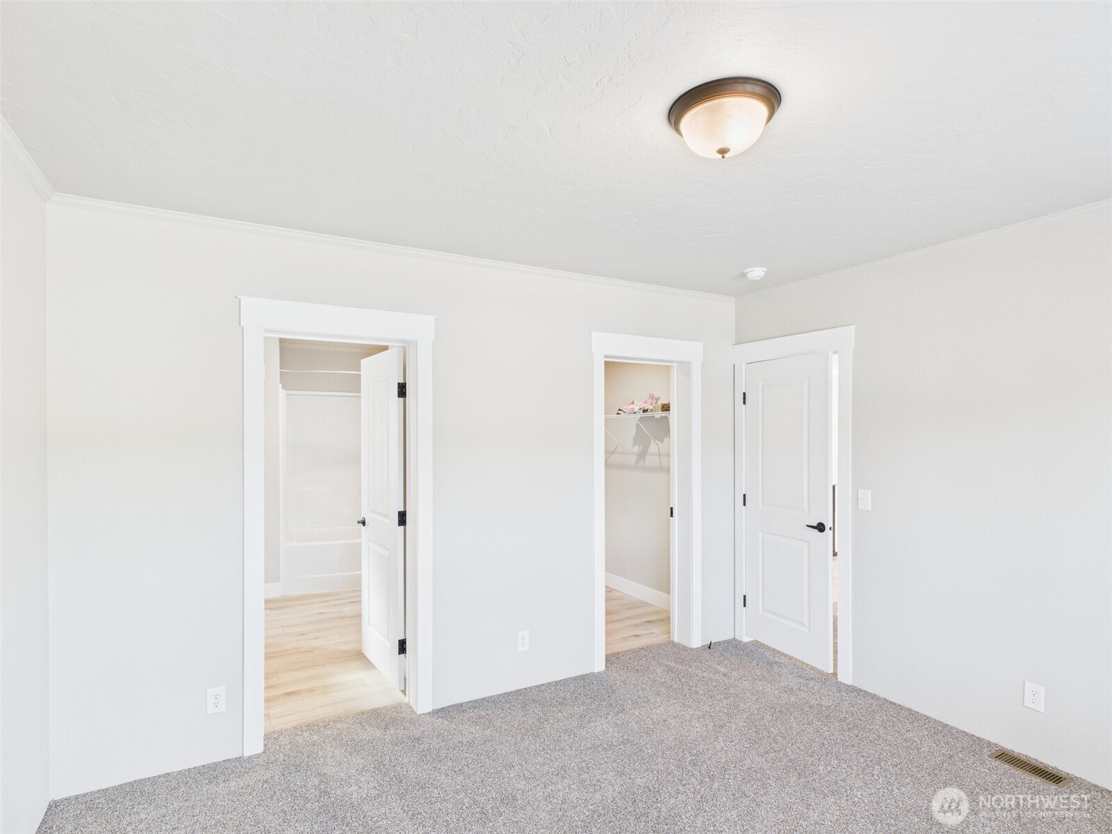 720 S Jefferson Street Property Photo 13