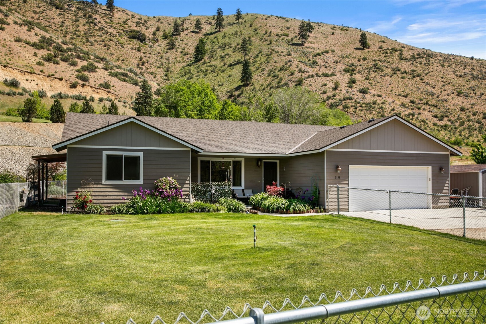 6132 Entiat River Road Property Photo 1