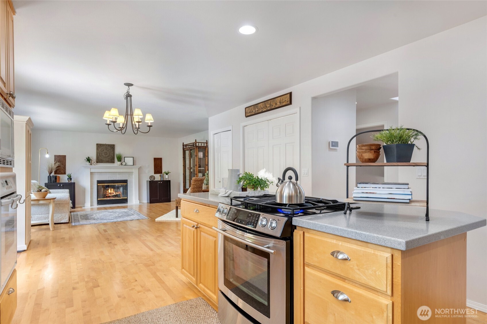 12112 251st Avenue Property Photo 9