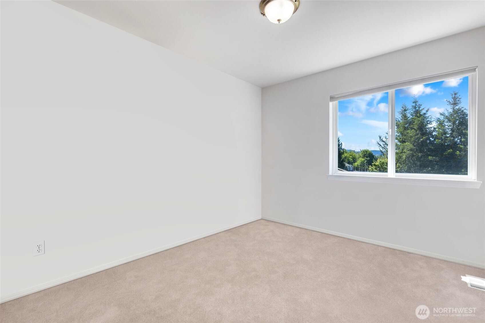 12112 251st Avenue Property Photo 20