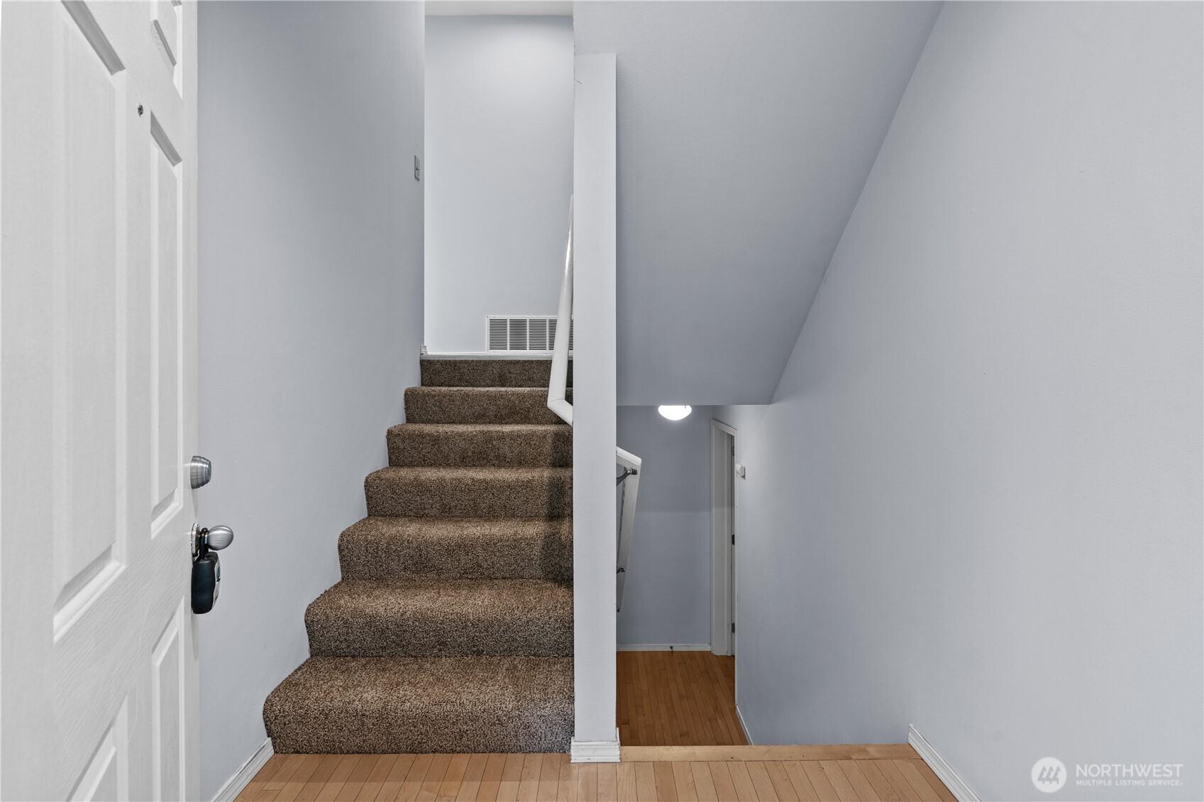 22029 39th Place Property Photo 4