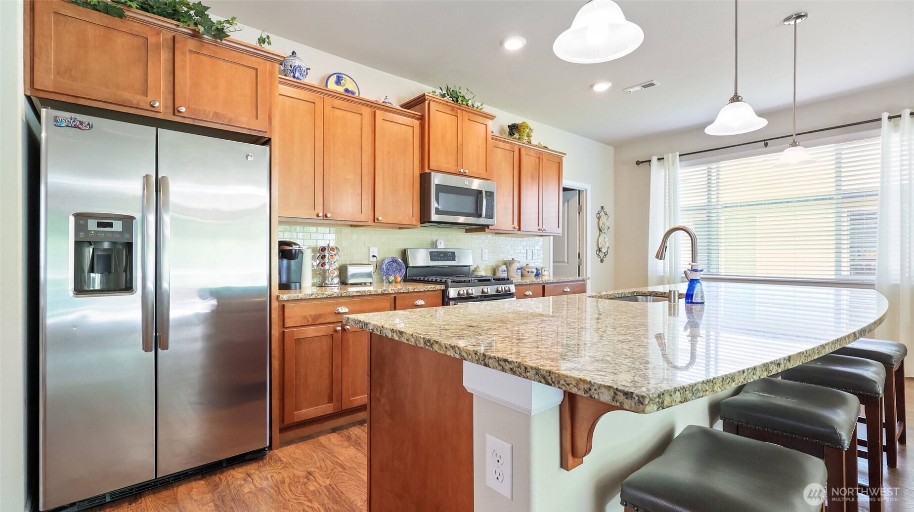 7325 Ashdown Lane Property Photo 10