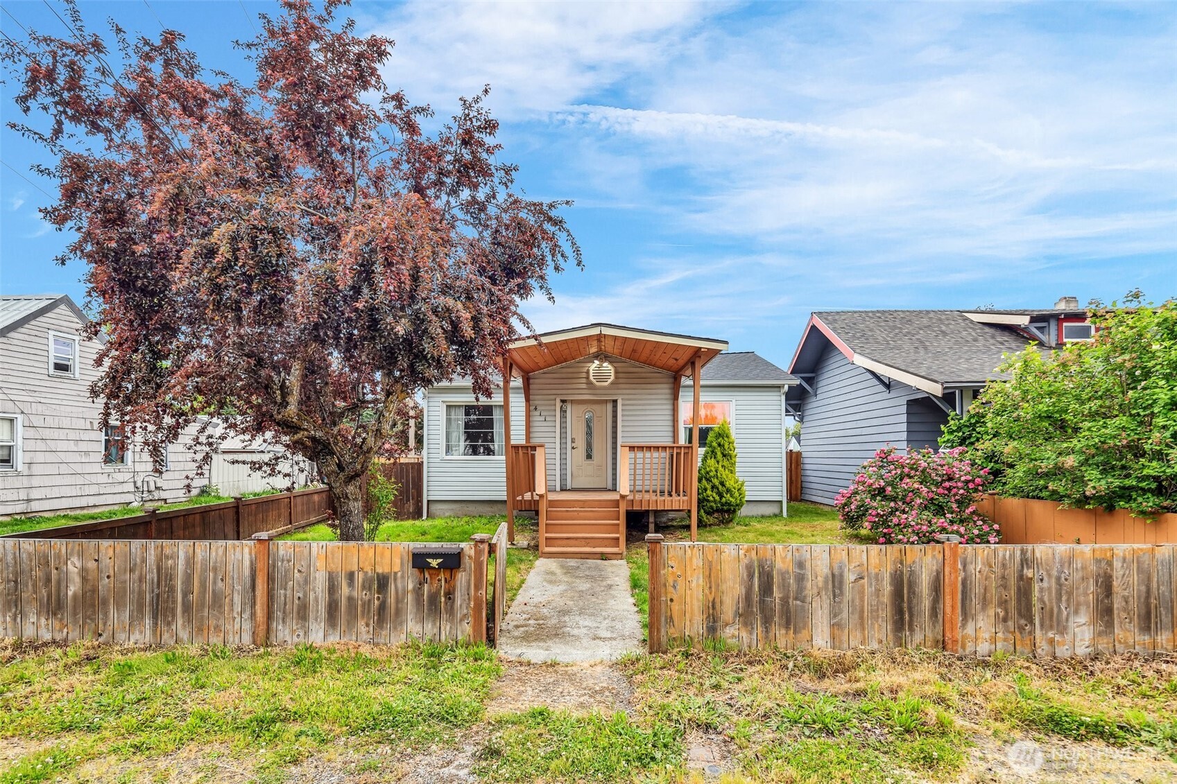 411 7th Street Property Photo 1