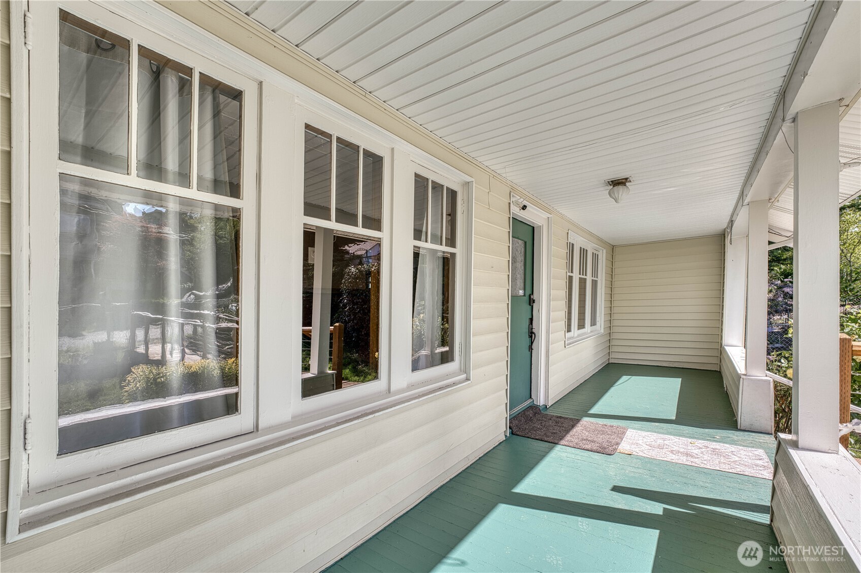 2150 N Callow Avenue Property Photo 2