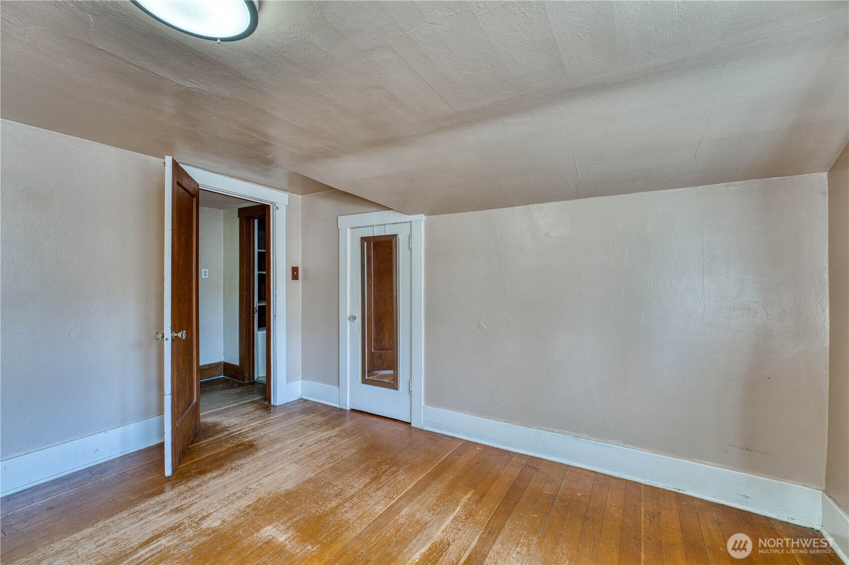 2150 N Callow Avenue Property Photo 18